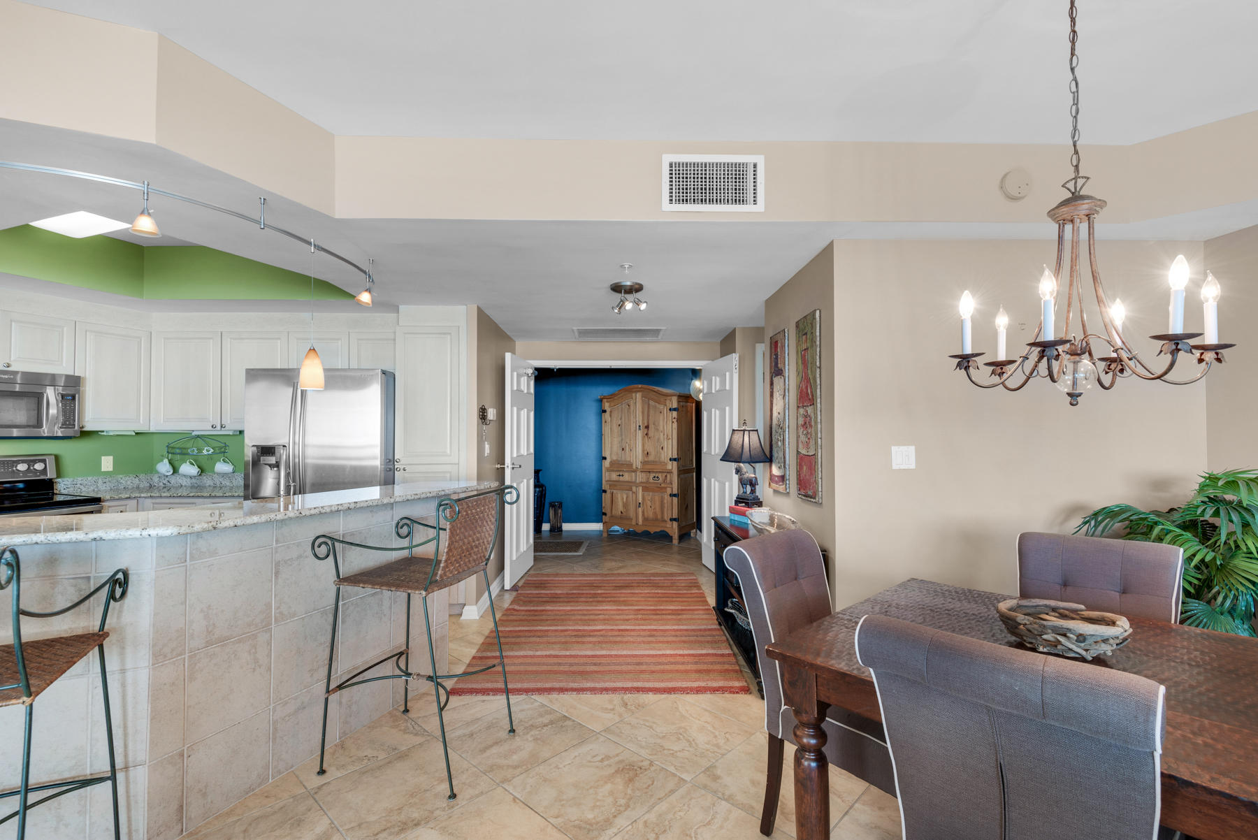 ST. MAARTEN AT SILVER SHELLS - Residential