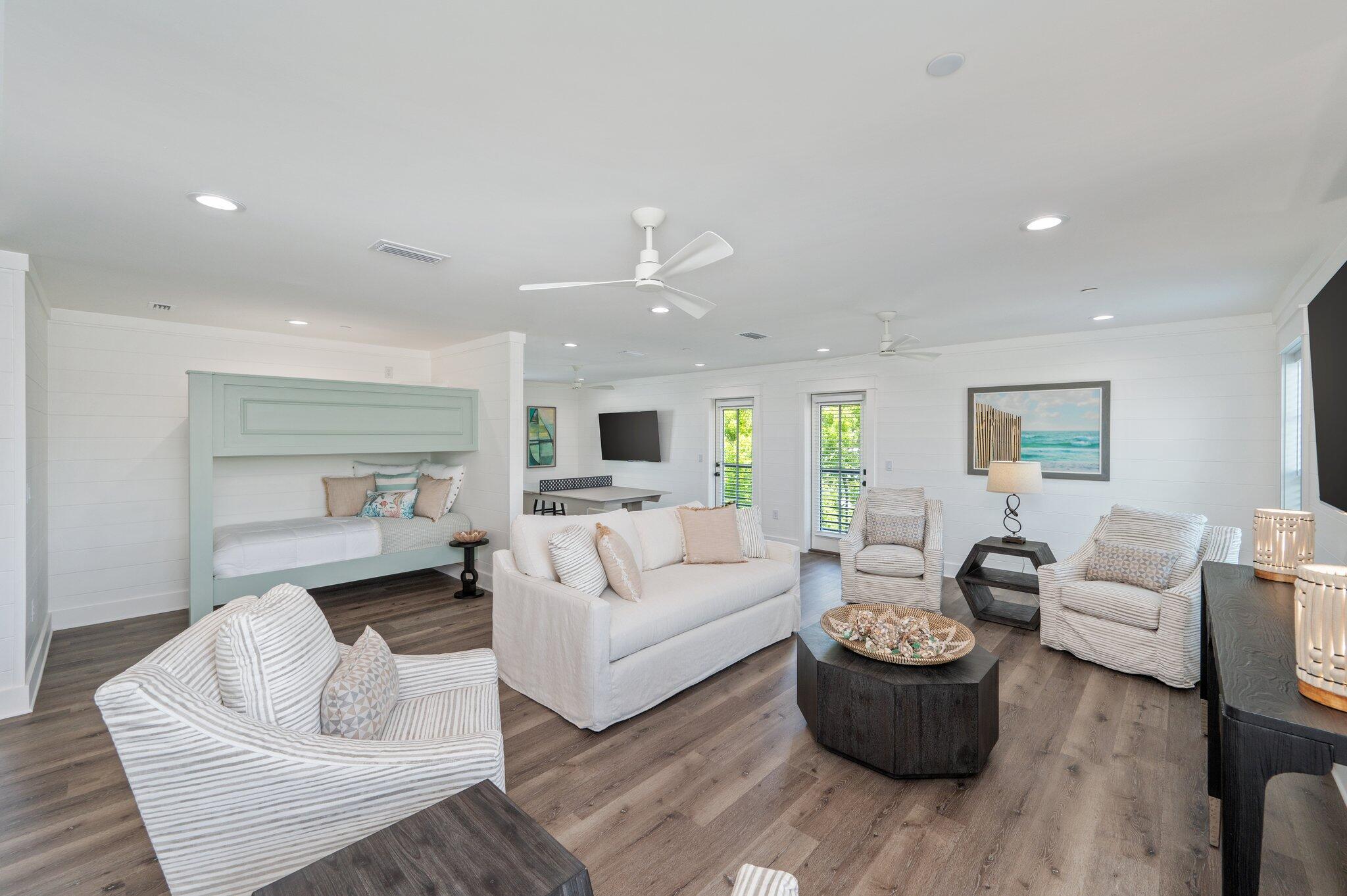 CRYSTAL BEACH - Residential