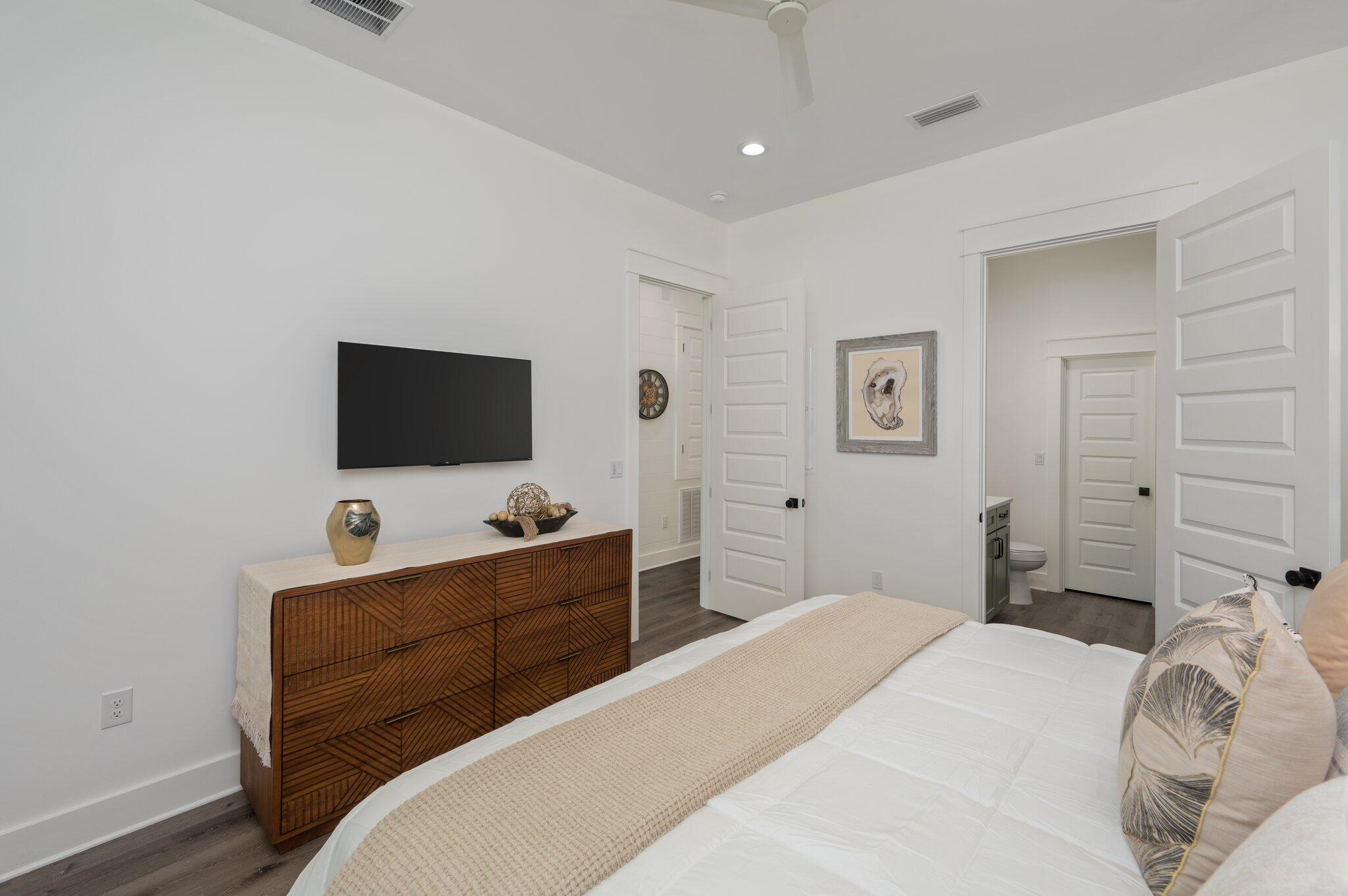 CRYSTAL BEACH - Residential