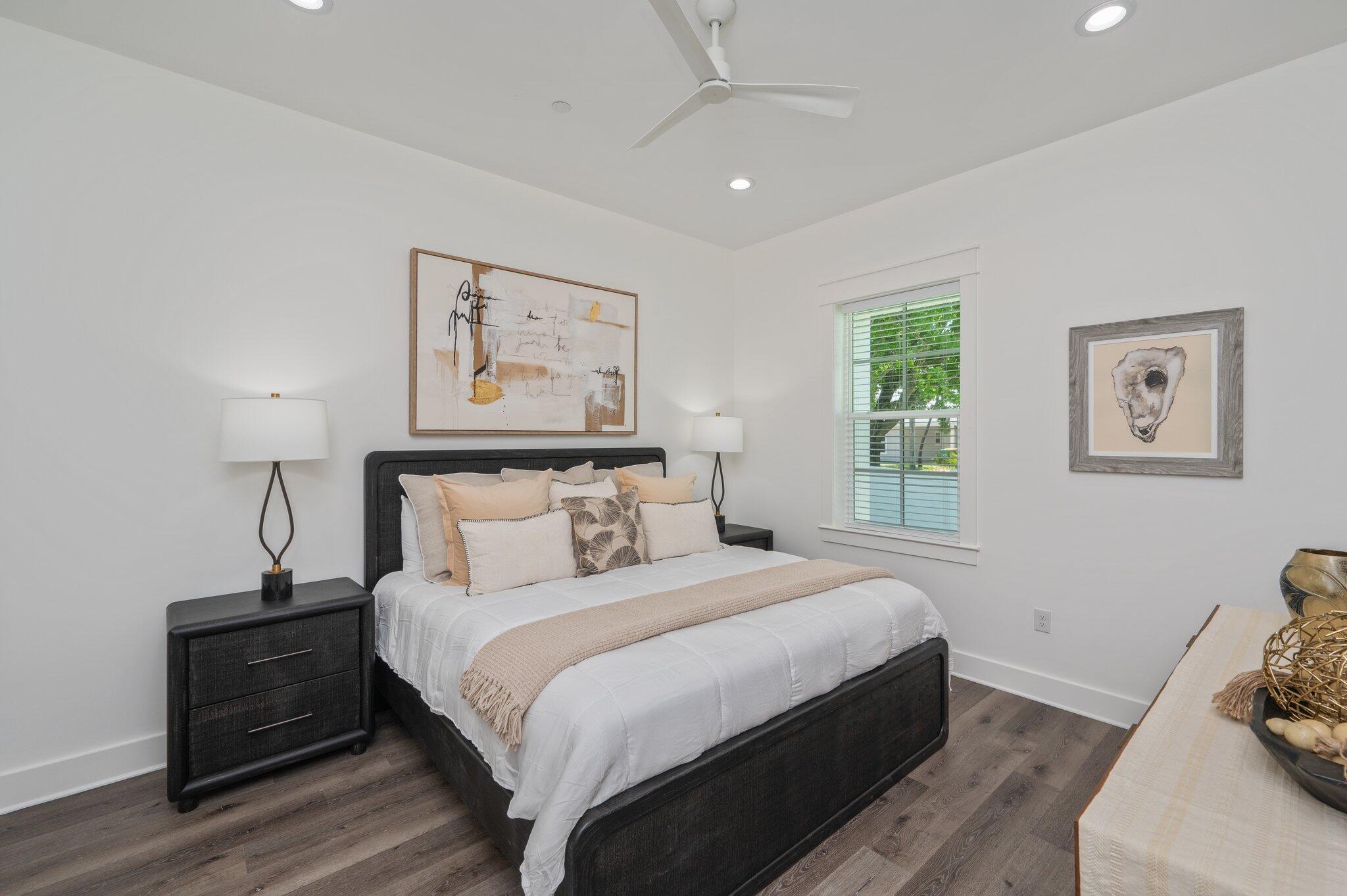 CRYSTAL BEACH - Residential