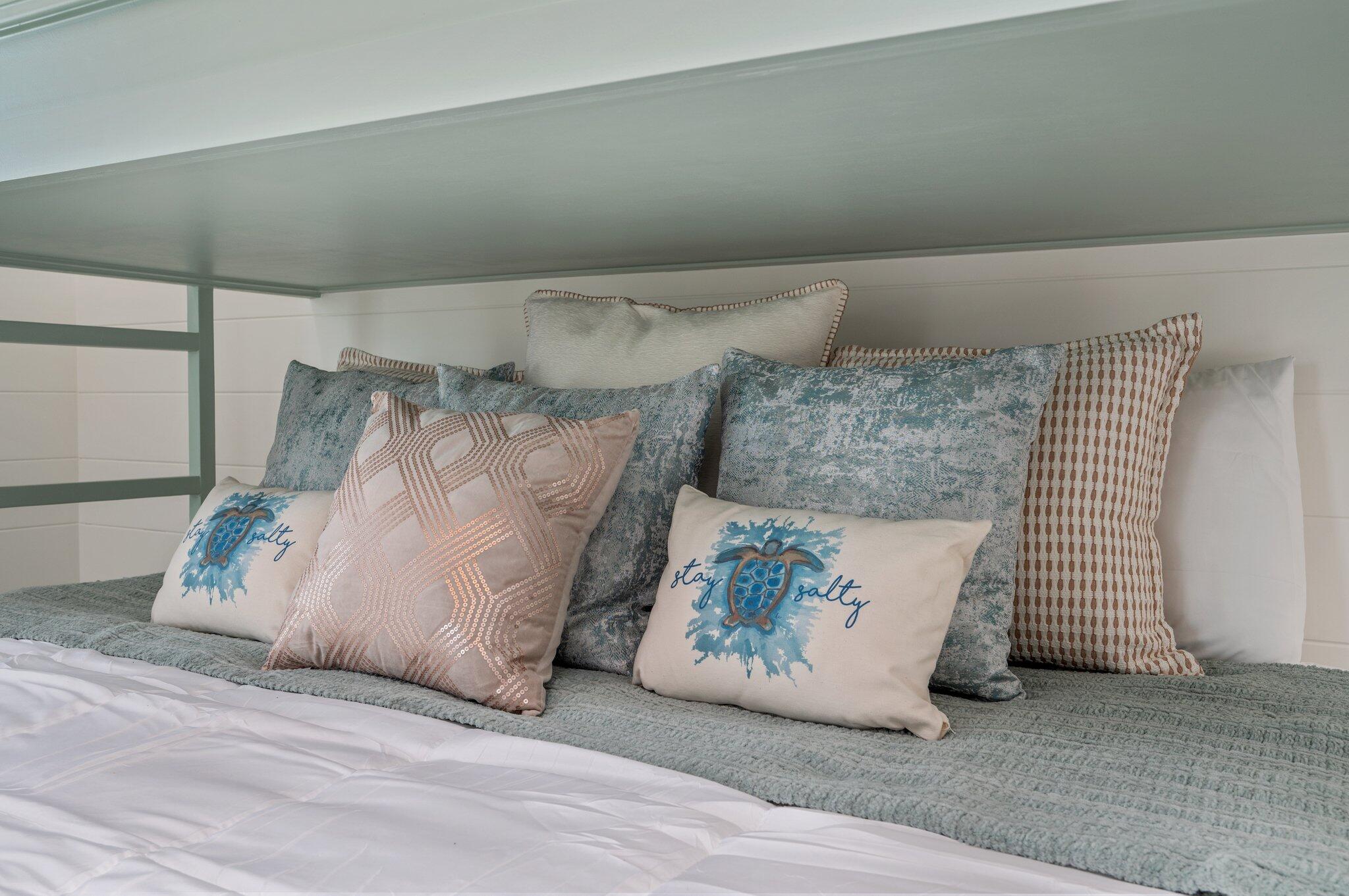 CRYSTAL BEACH - Residential