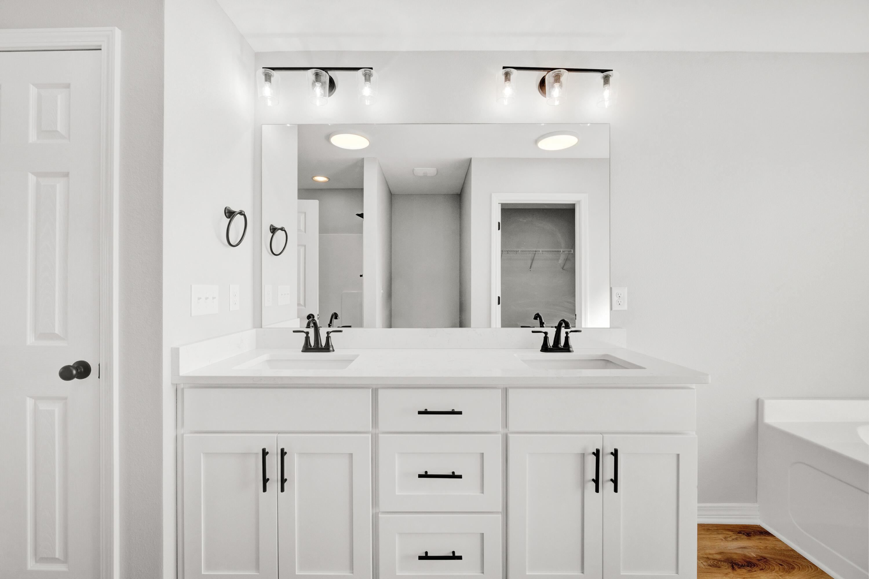 Garden City Park - Residential