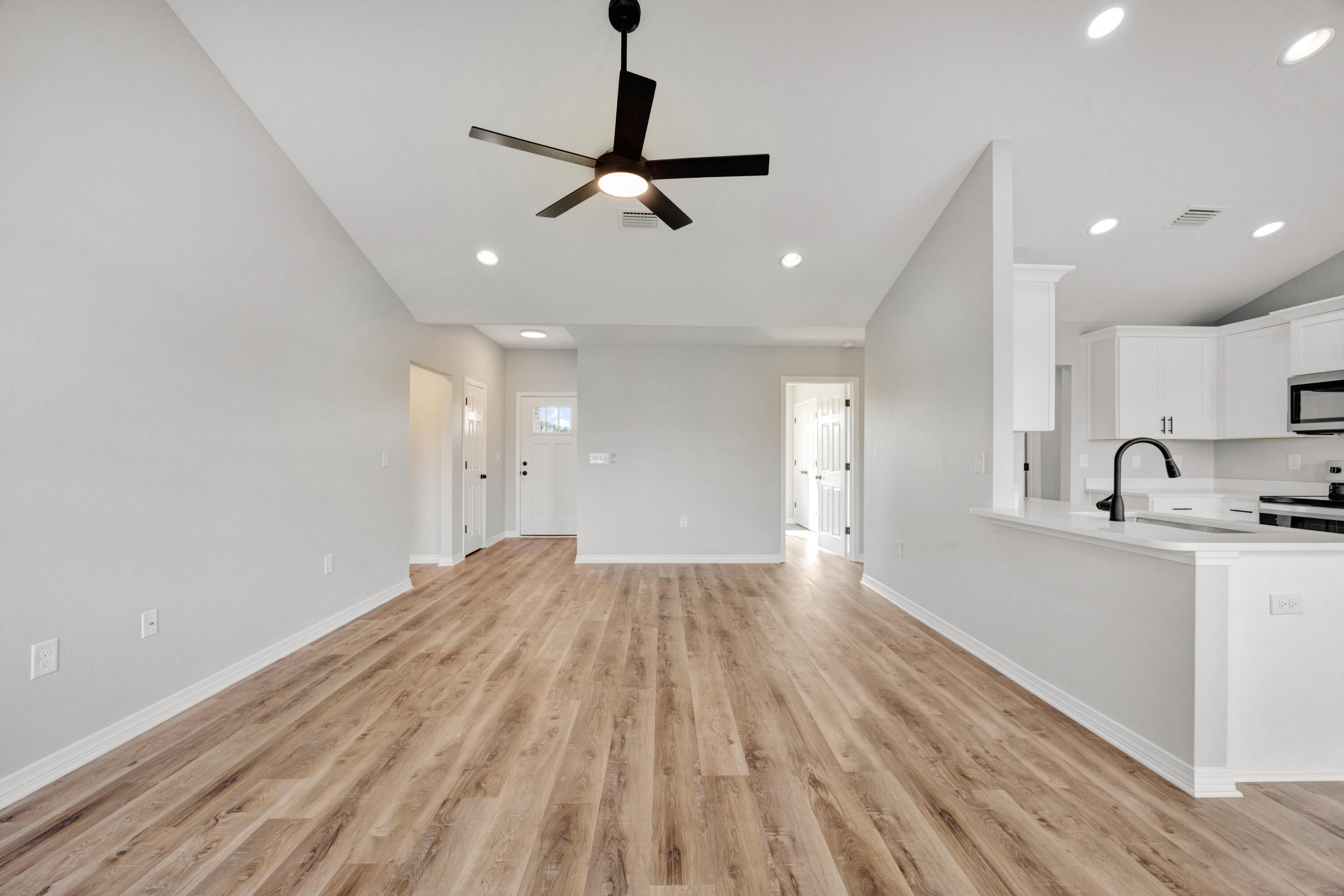 Garden City Park - Residential