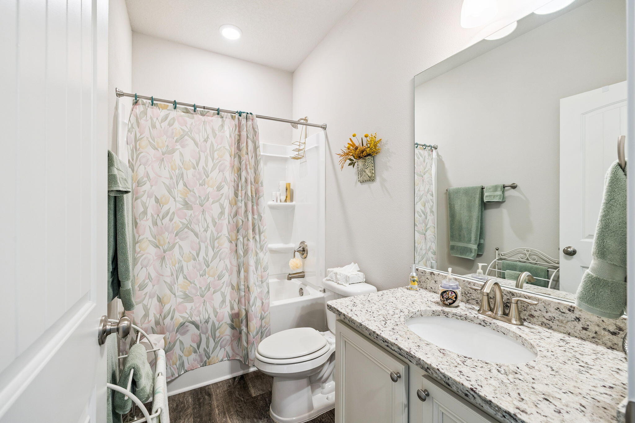 STONEGATE - Residential