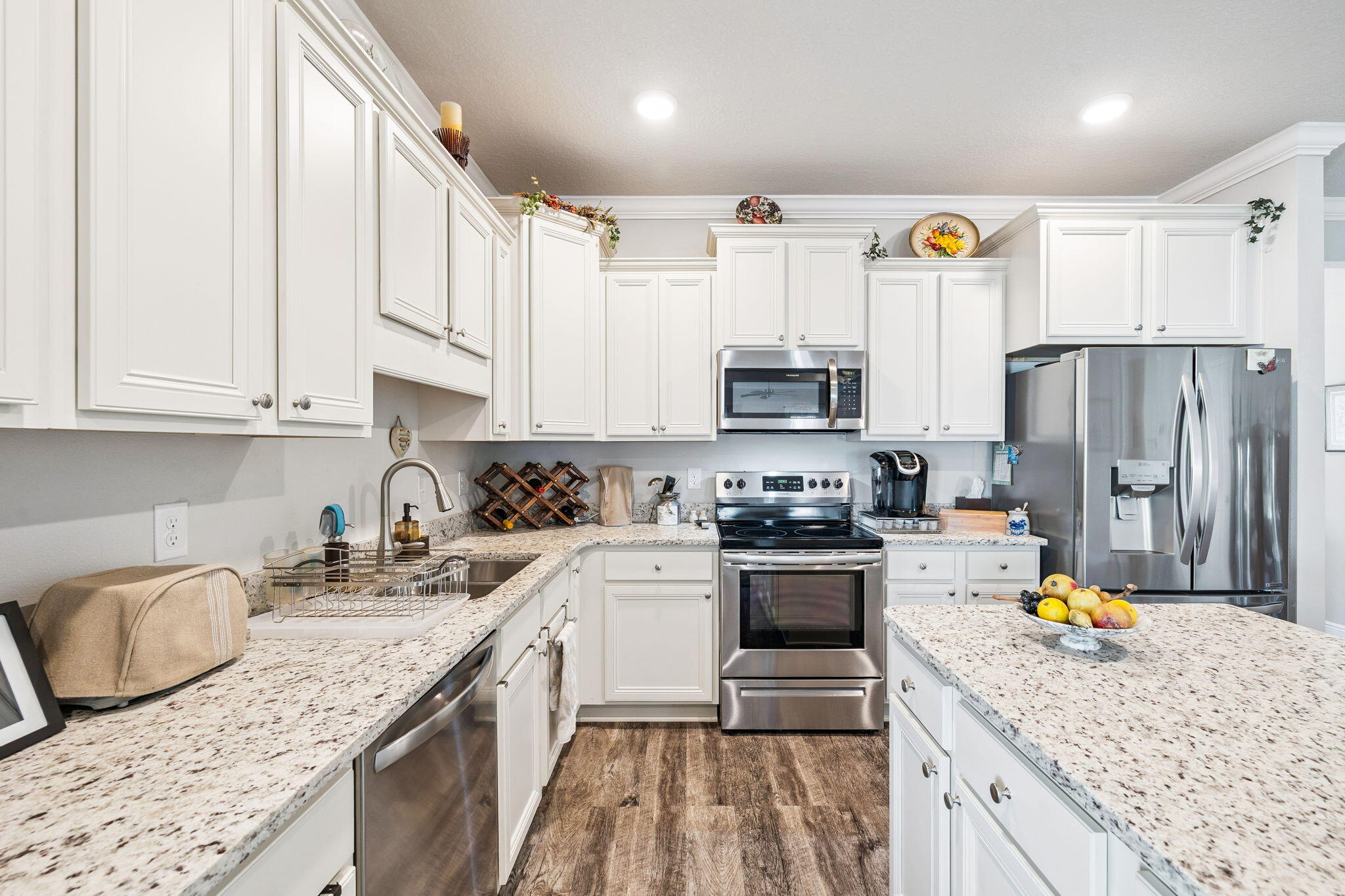 STONEGATE - Residential