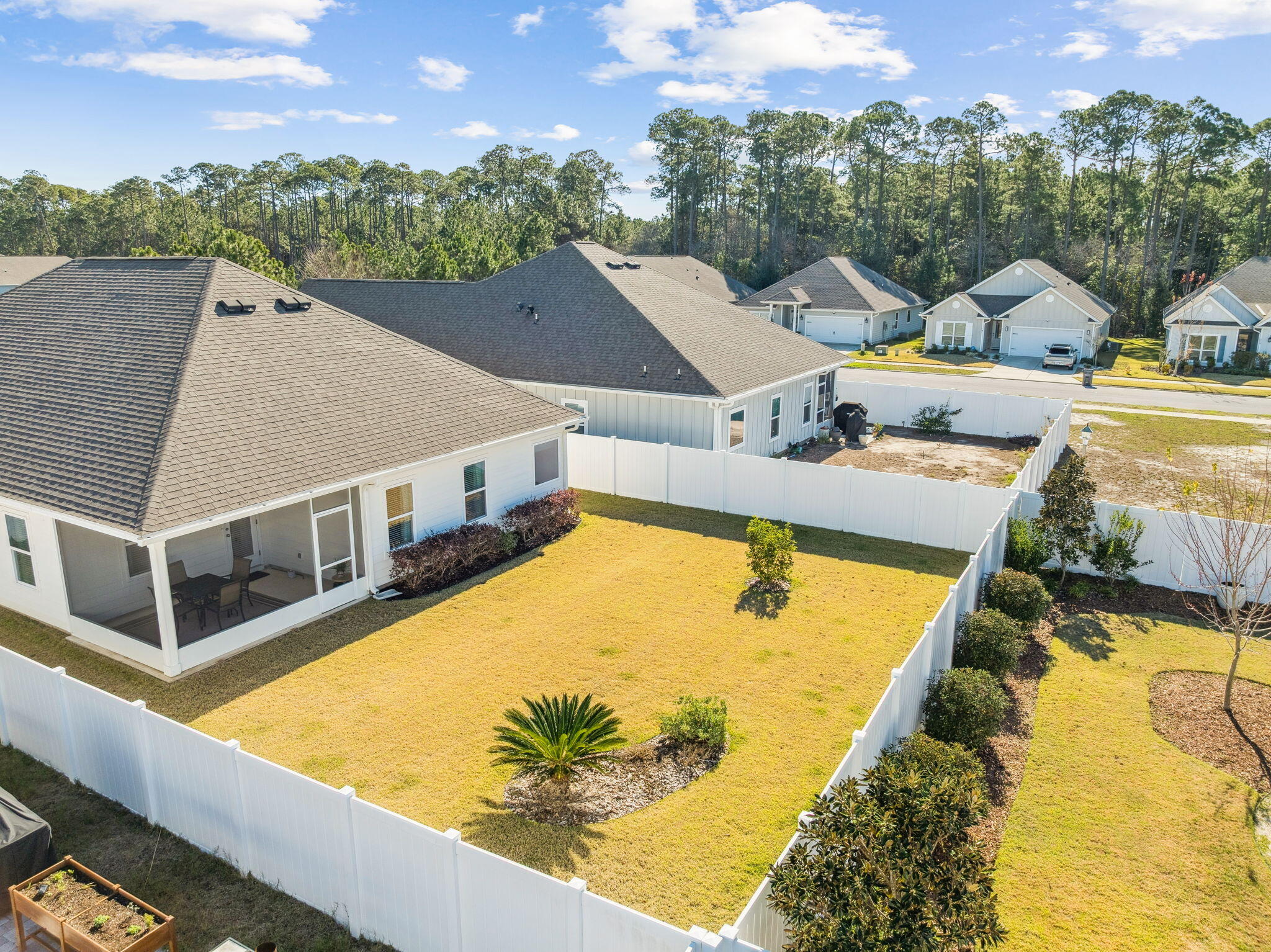 STONEGATE - Residential