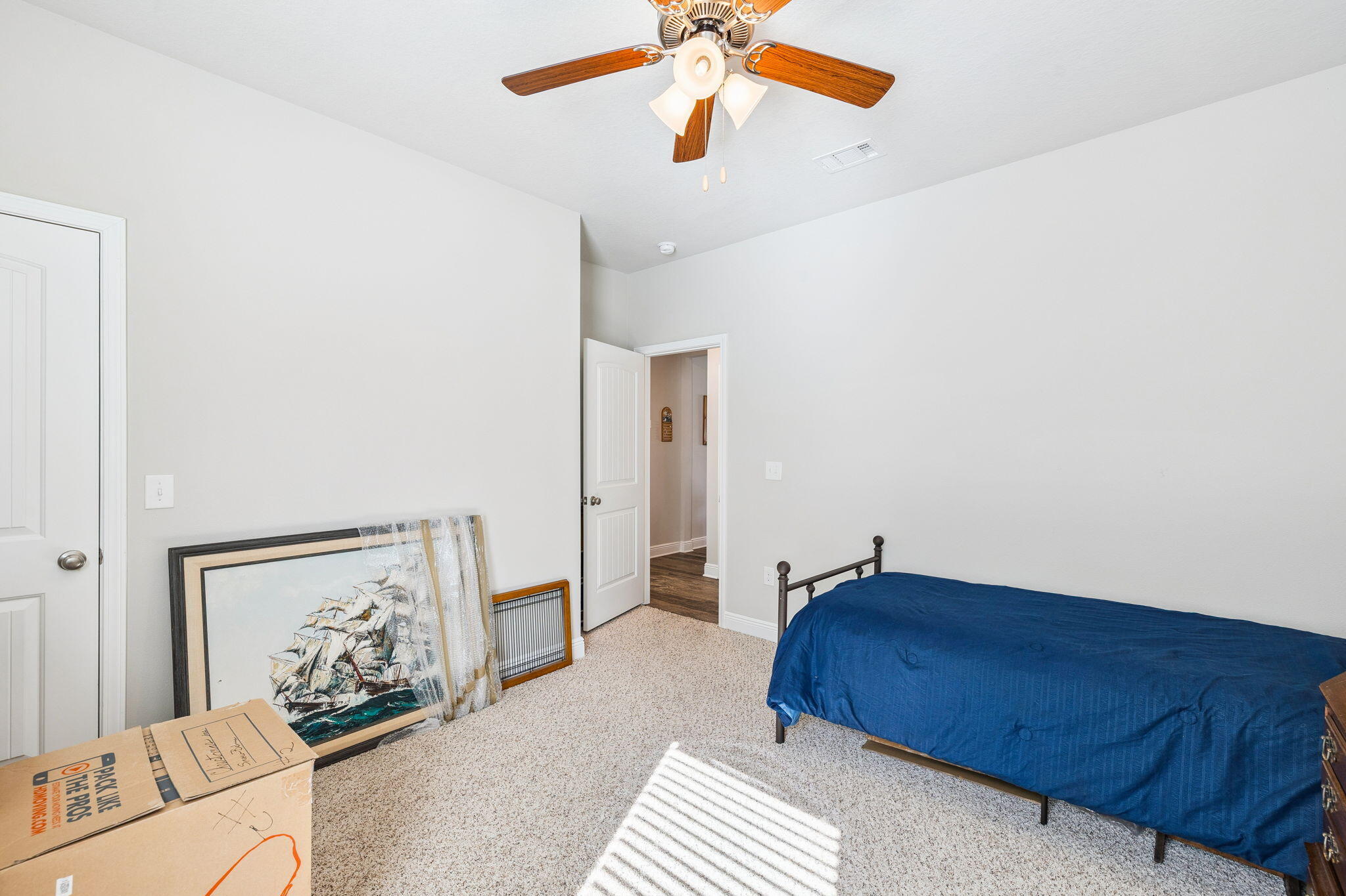 STONEGATE - Residential