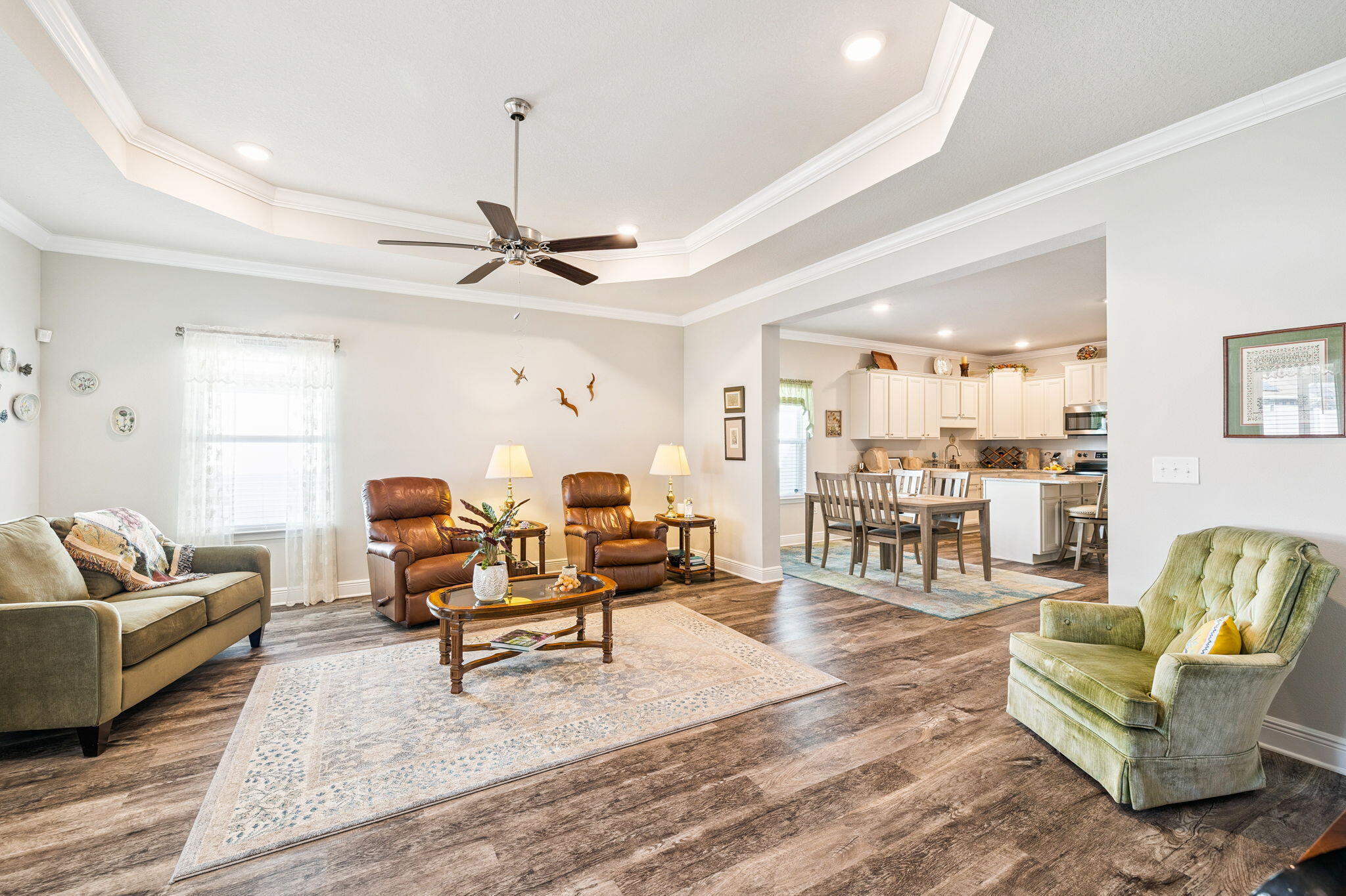 STONEGATE - Residential