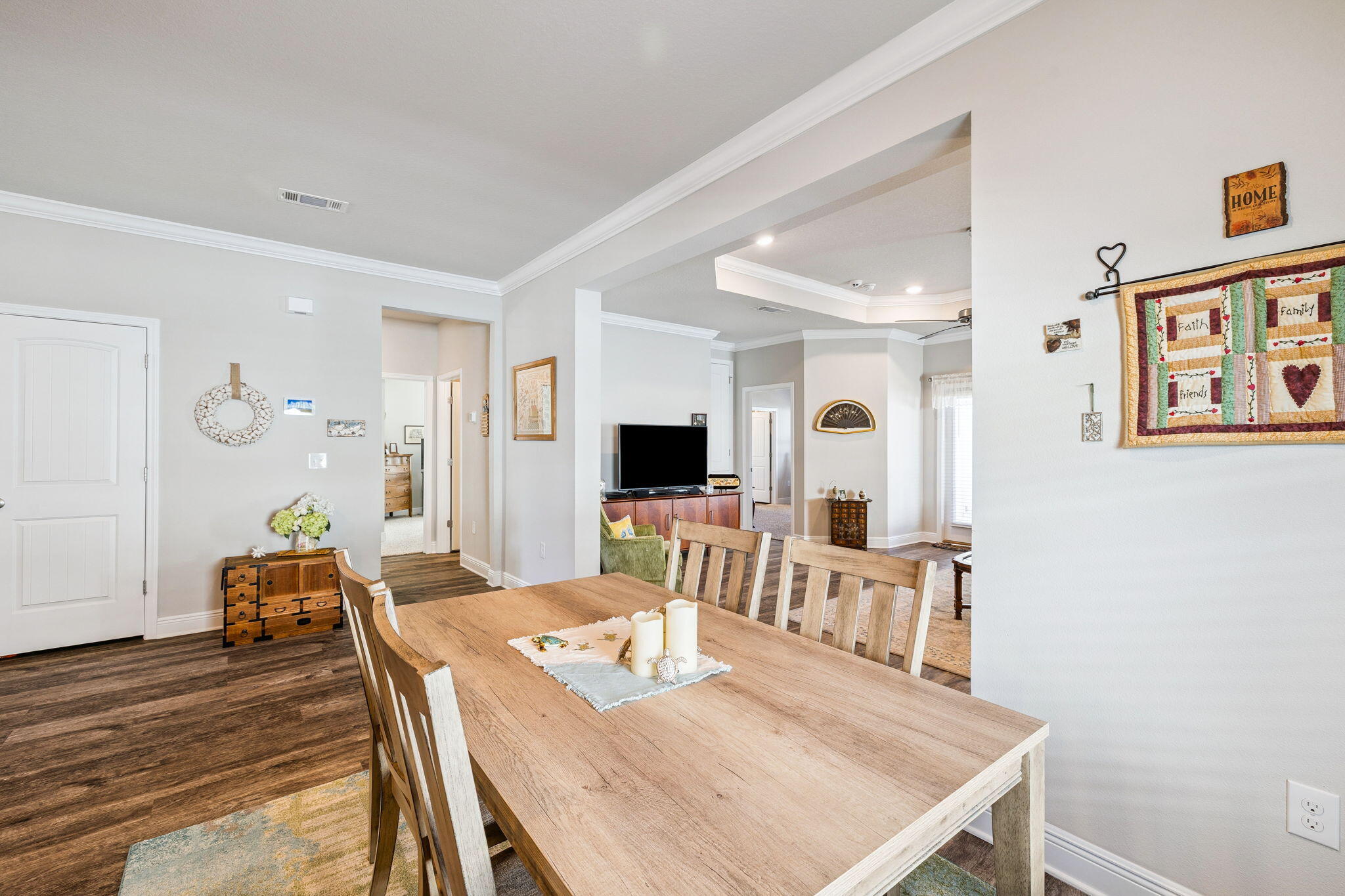 STONEGATE - Residential