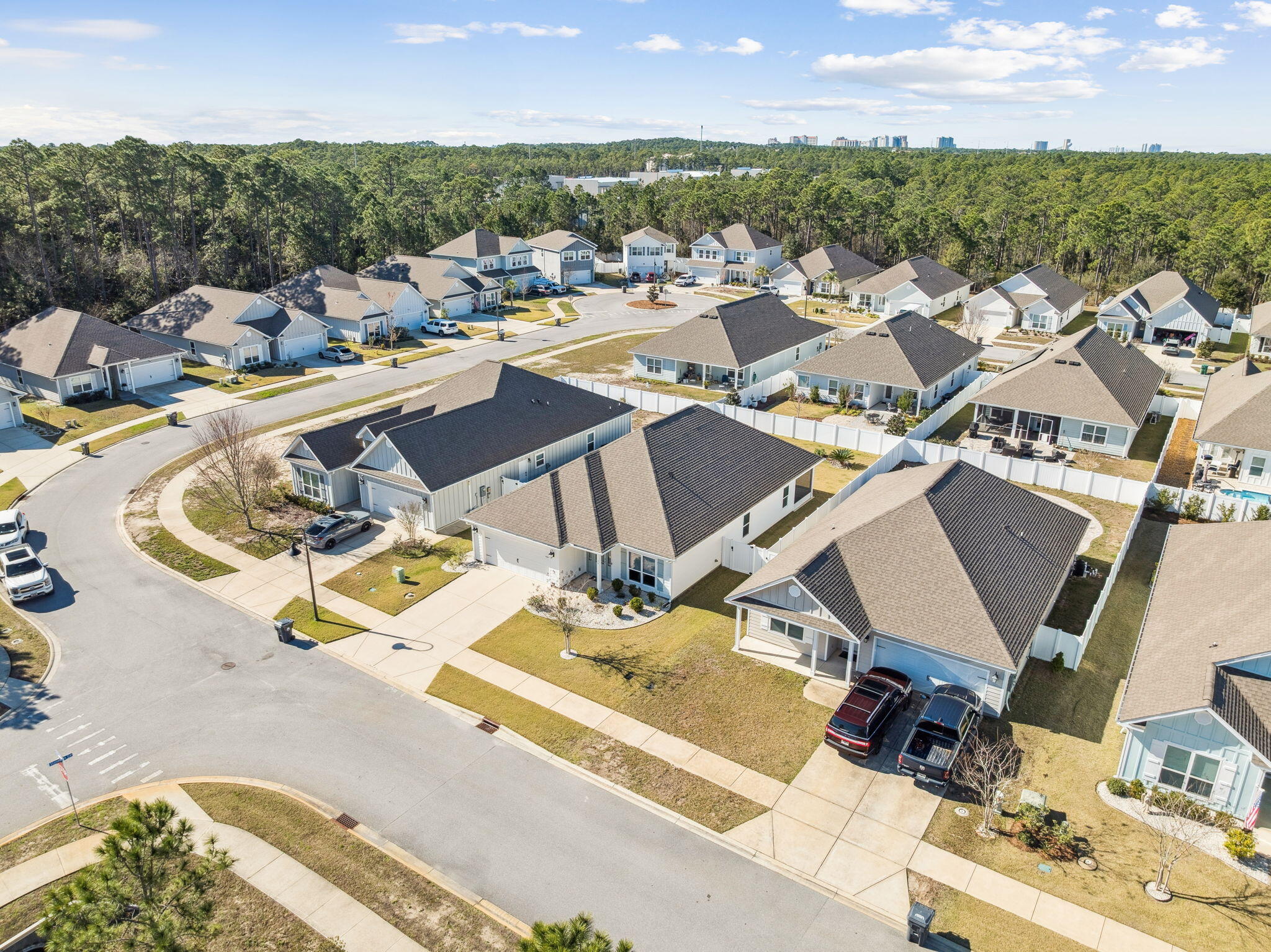 STONEGATE - Residential