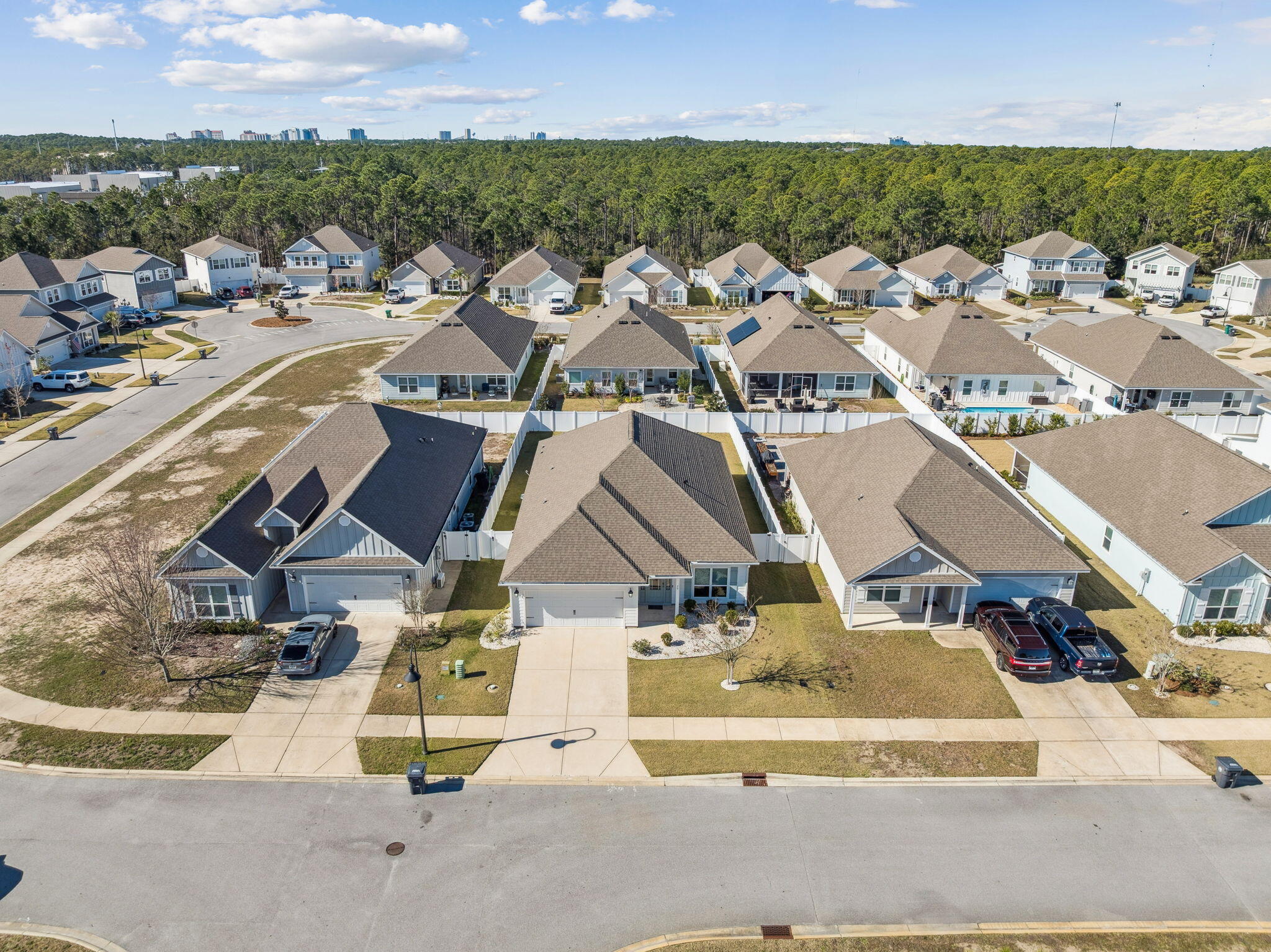 STONEGATE - Residential