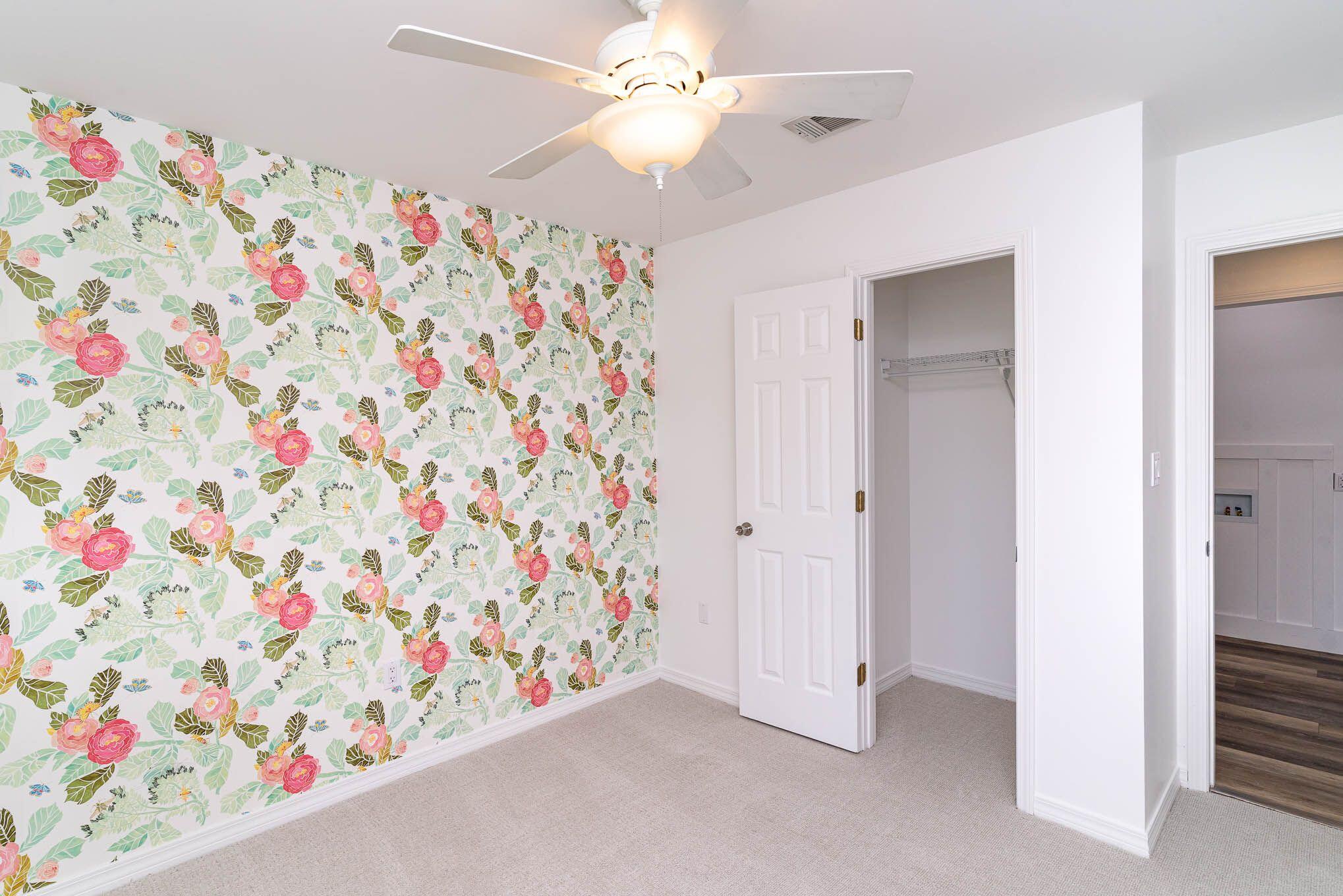 CREEKSIDE - Residential