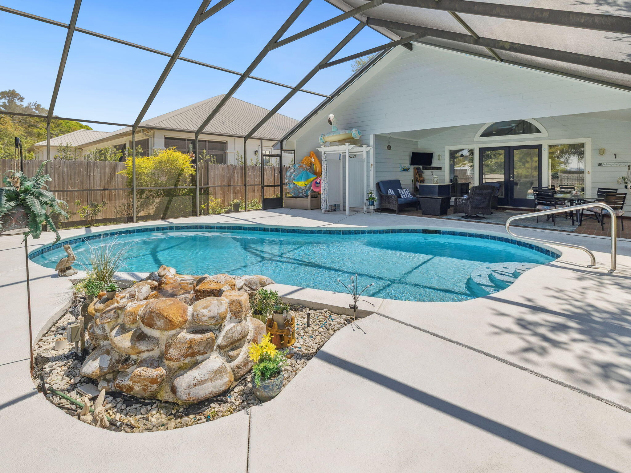 SEABREEZE - Residential