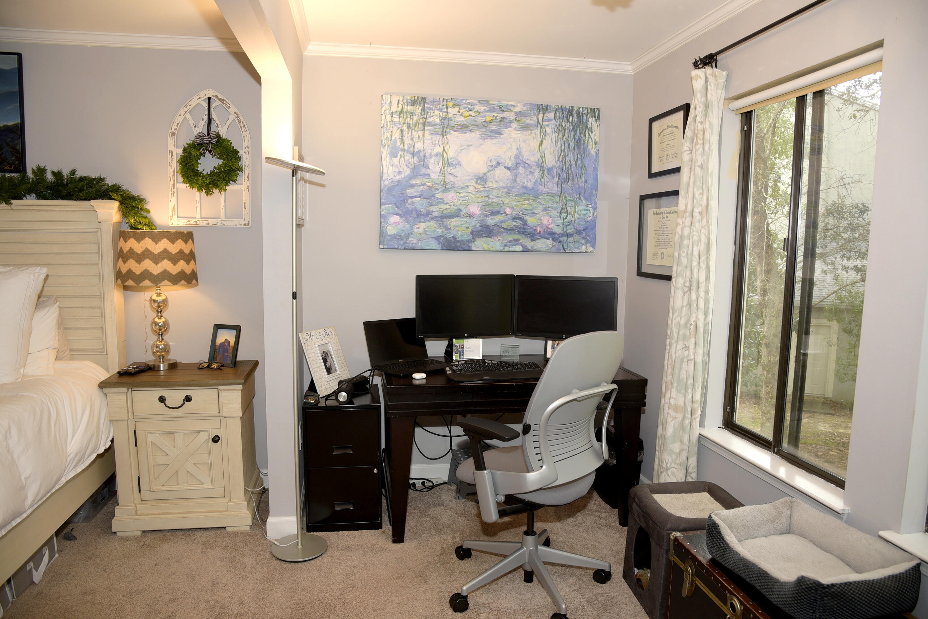LAKESIDE CONDO AT BLUEWATER BAY - Residential