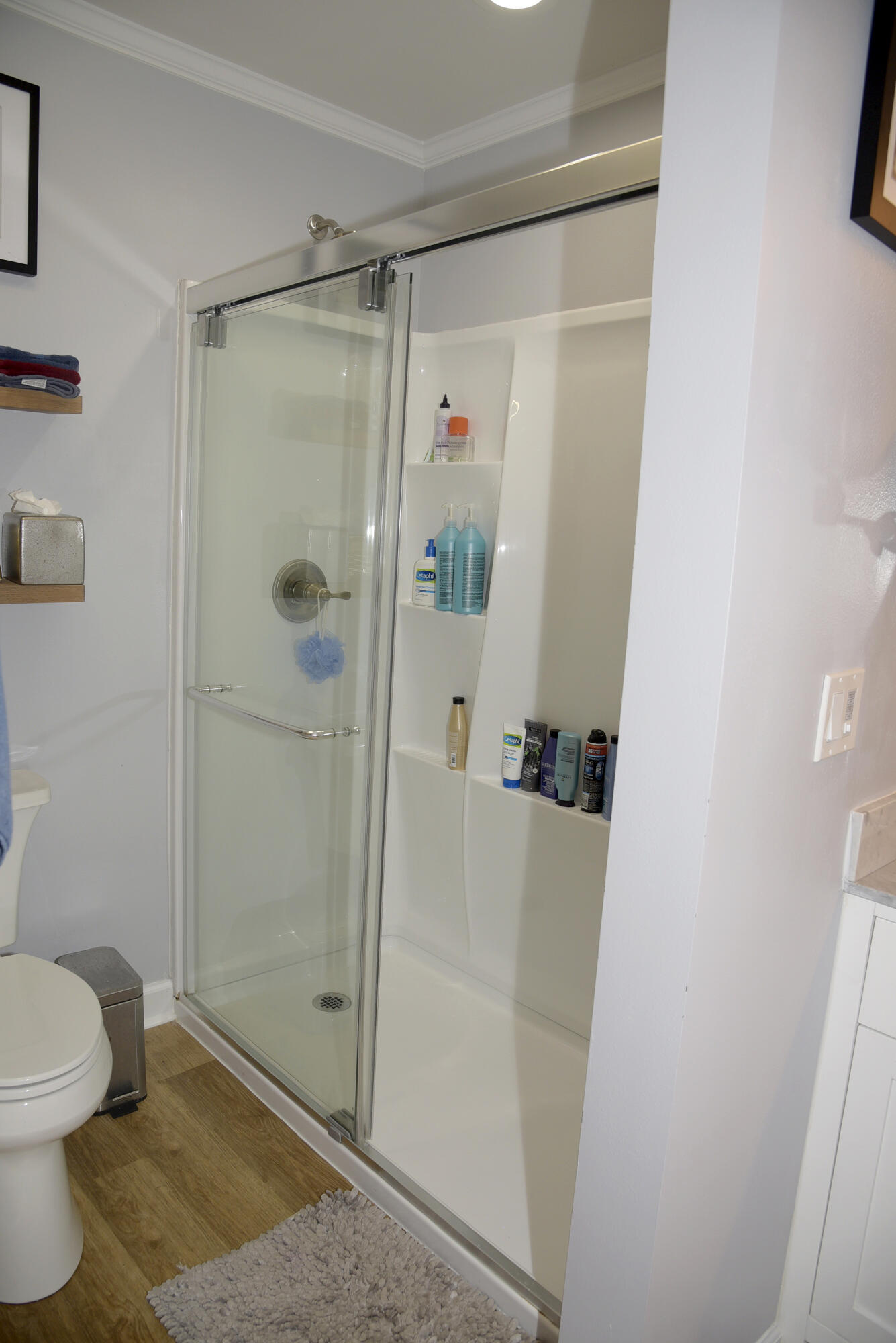 LAKESIDE CONDO AT BLUEWATER BAY - Residential