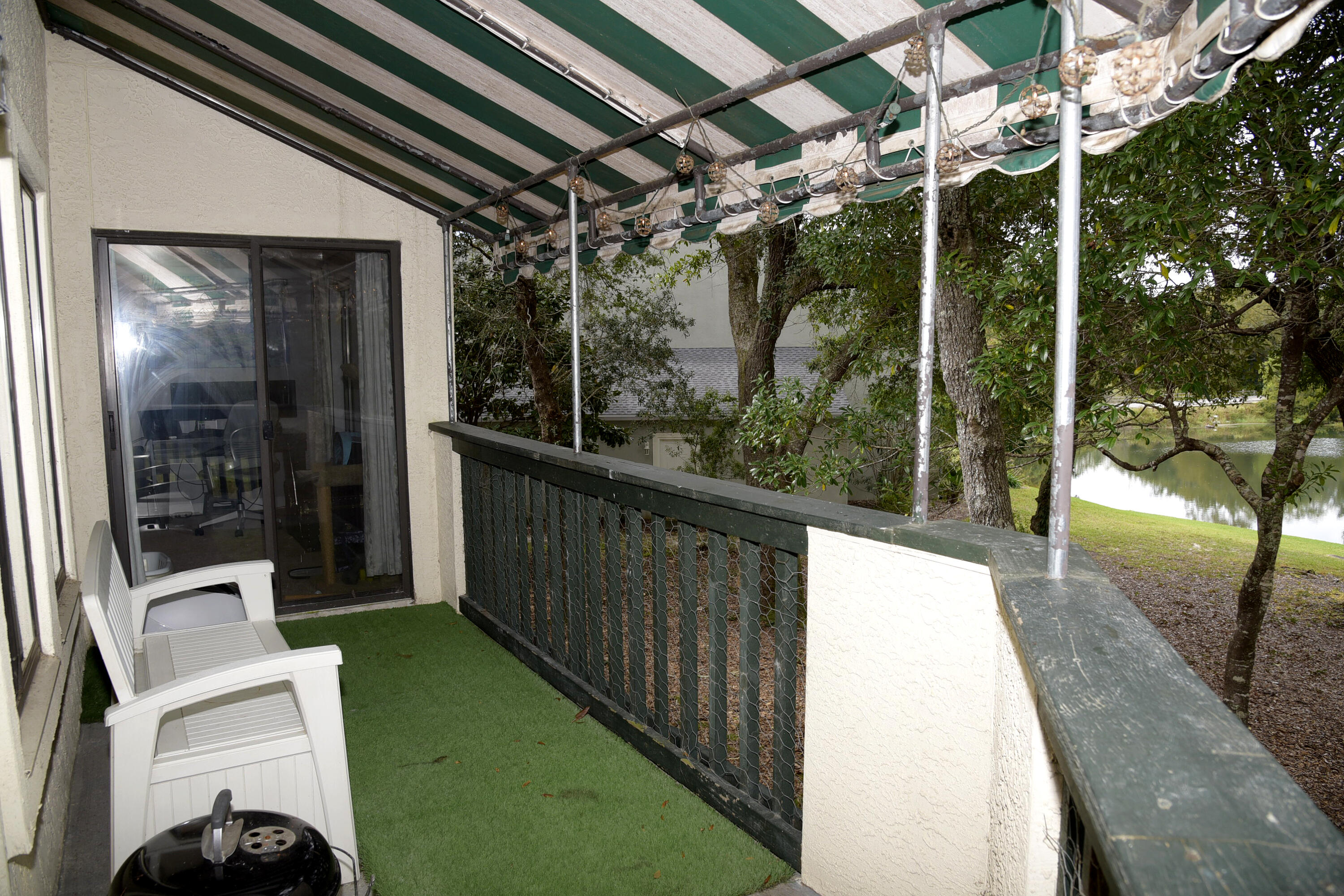 LAKESIDE CONDO AT BLUEWATER BAY - Residential