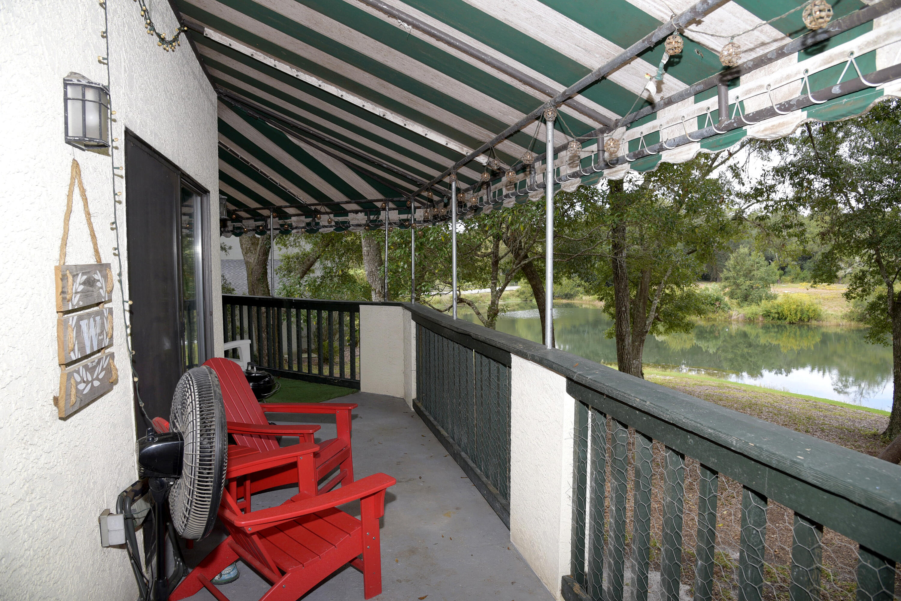 LAKESIDE CONDO AT BLUEWATER BAY - Residential