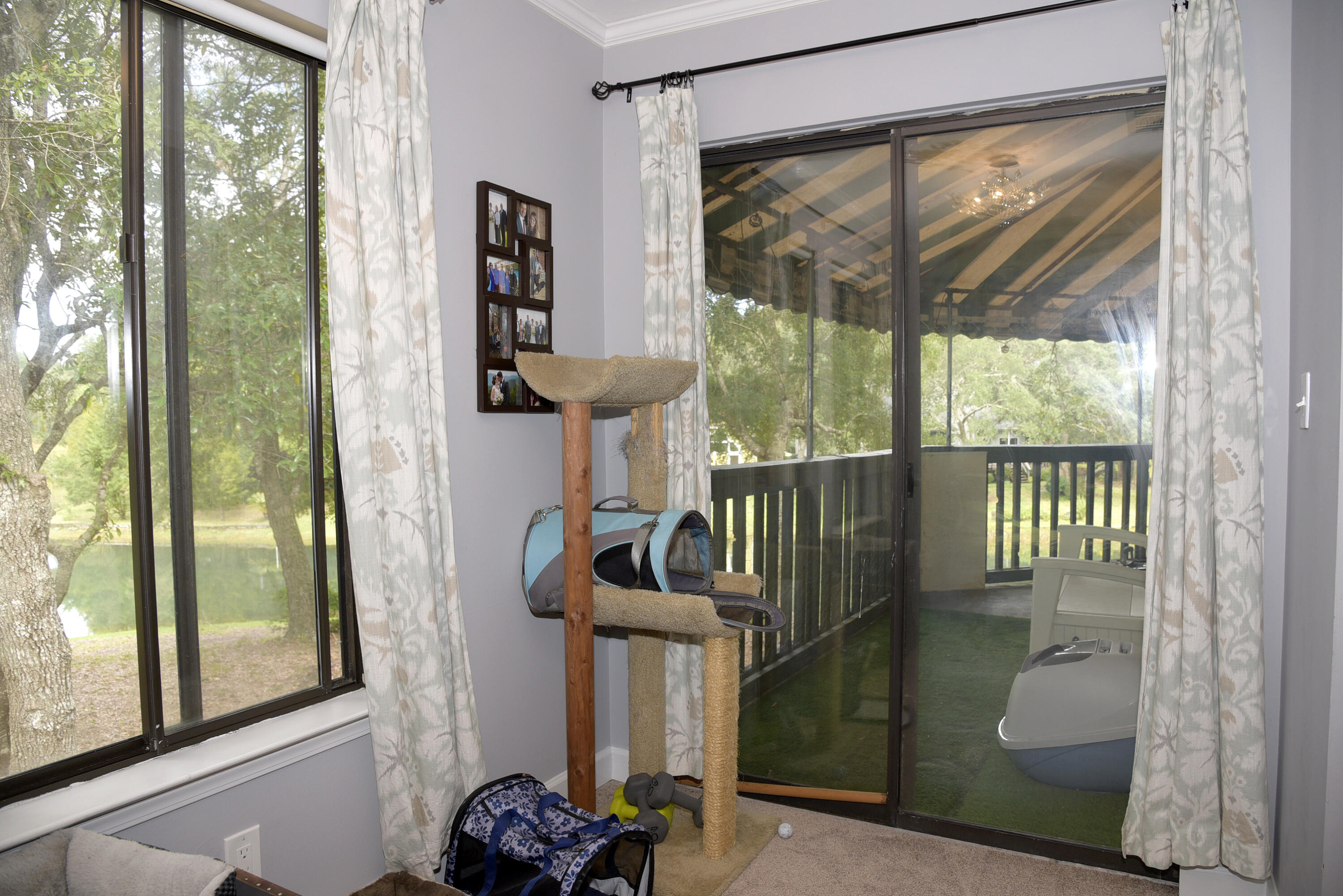 LAKESIDE CONDO AT BLUEWATER BAY - Residential