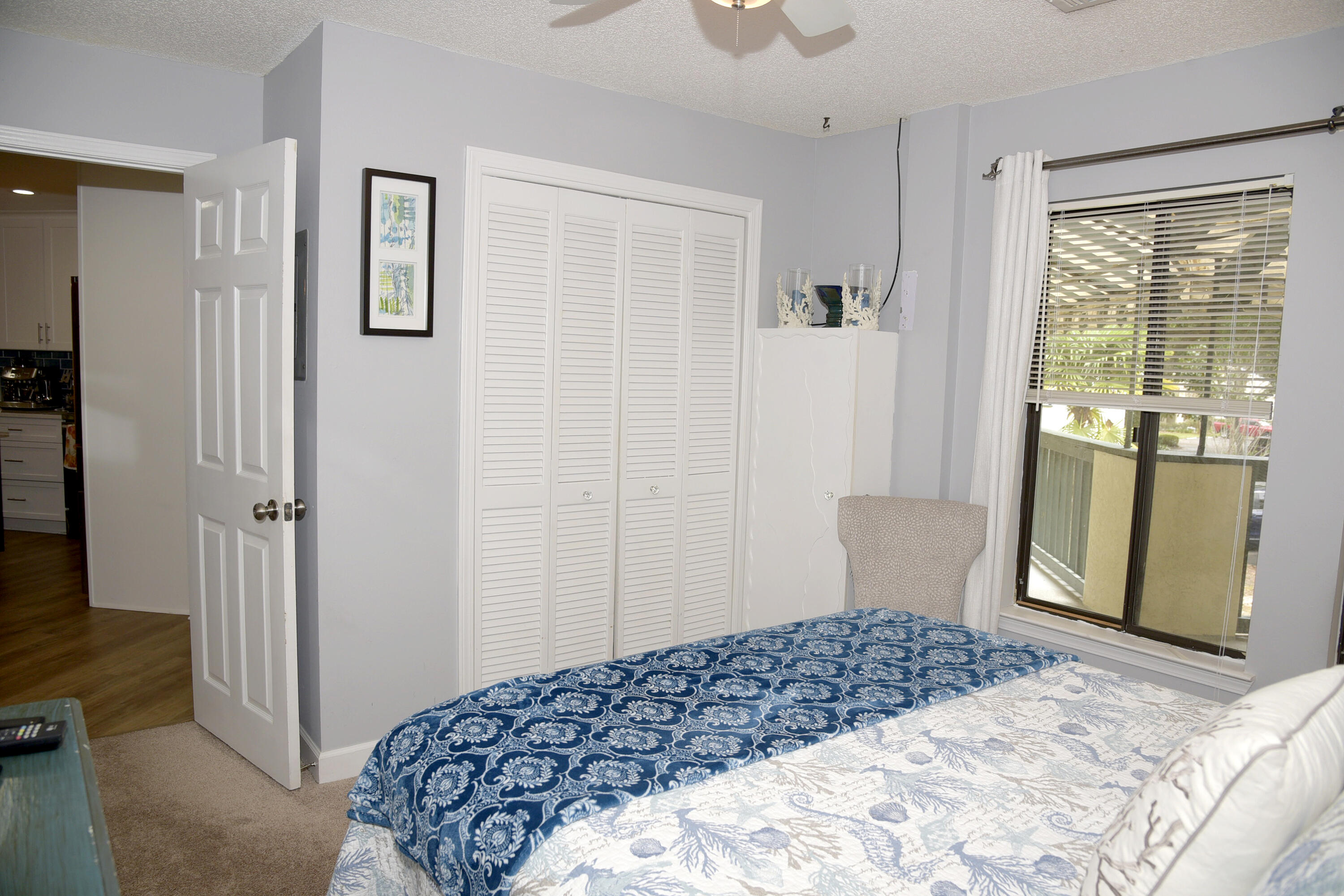 LAKESIDE CONDO AT BLUEWATER BAY - Residential