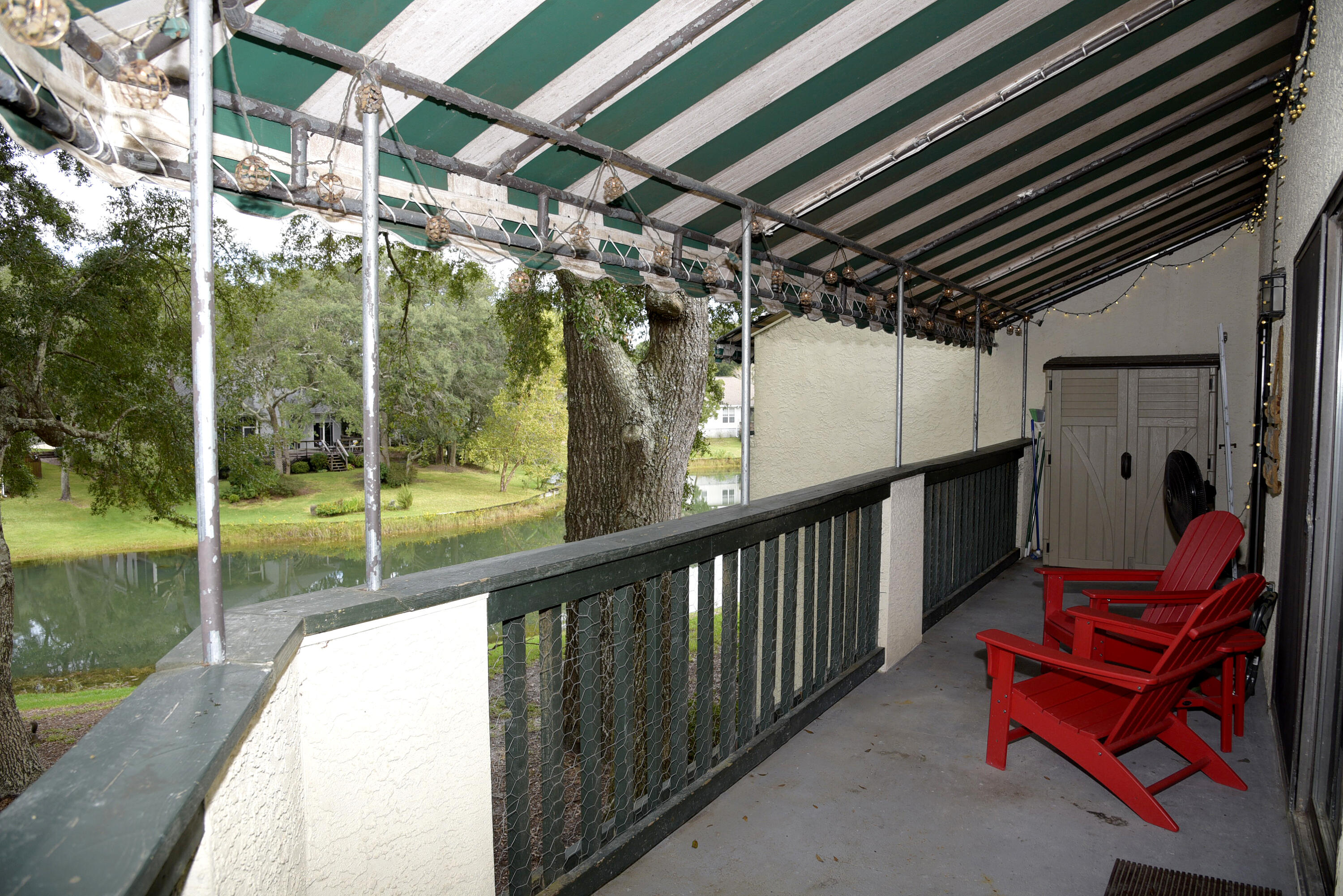LAKESIDE CONDO AT BLUEWATER BAY - Residential