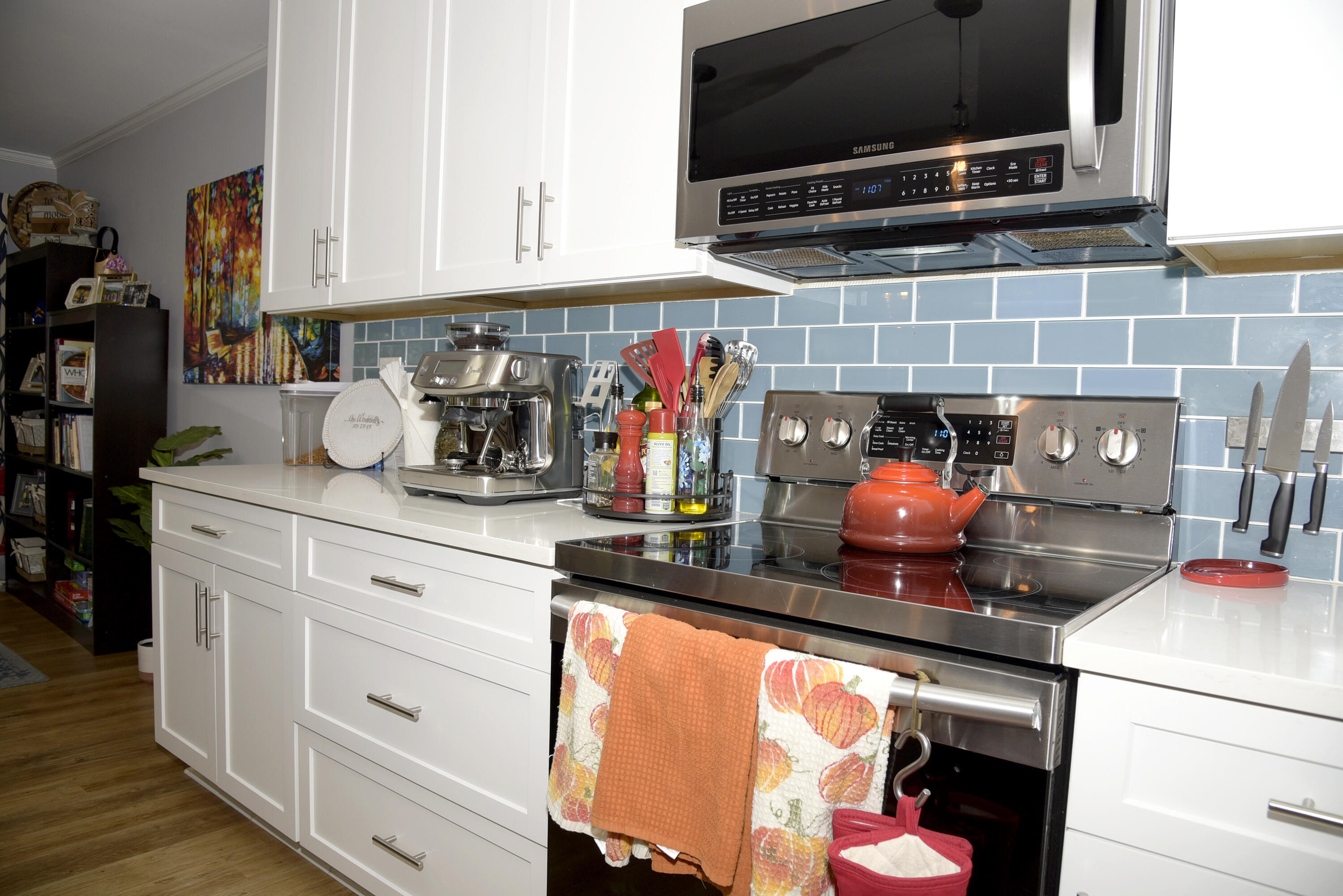 LAKESIDE CONDO AT BLUEWATER BAY - Residential