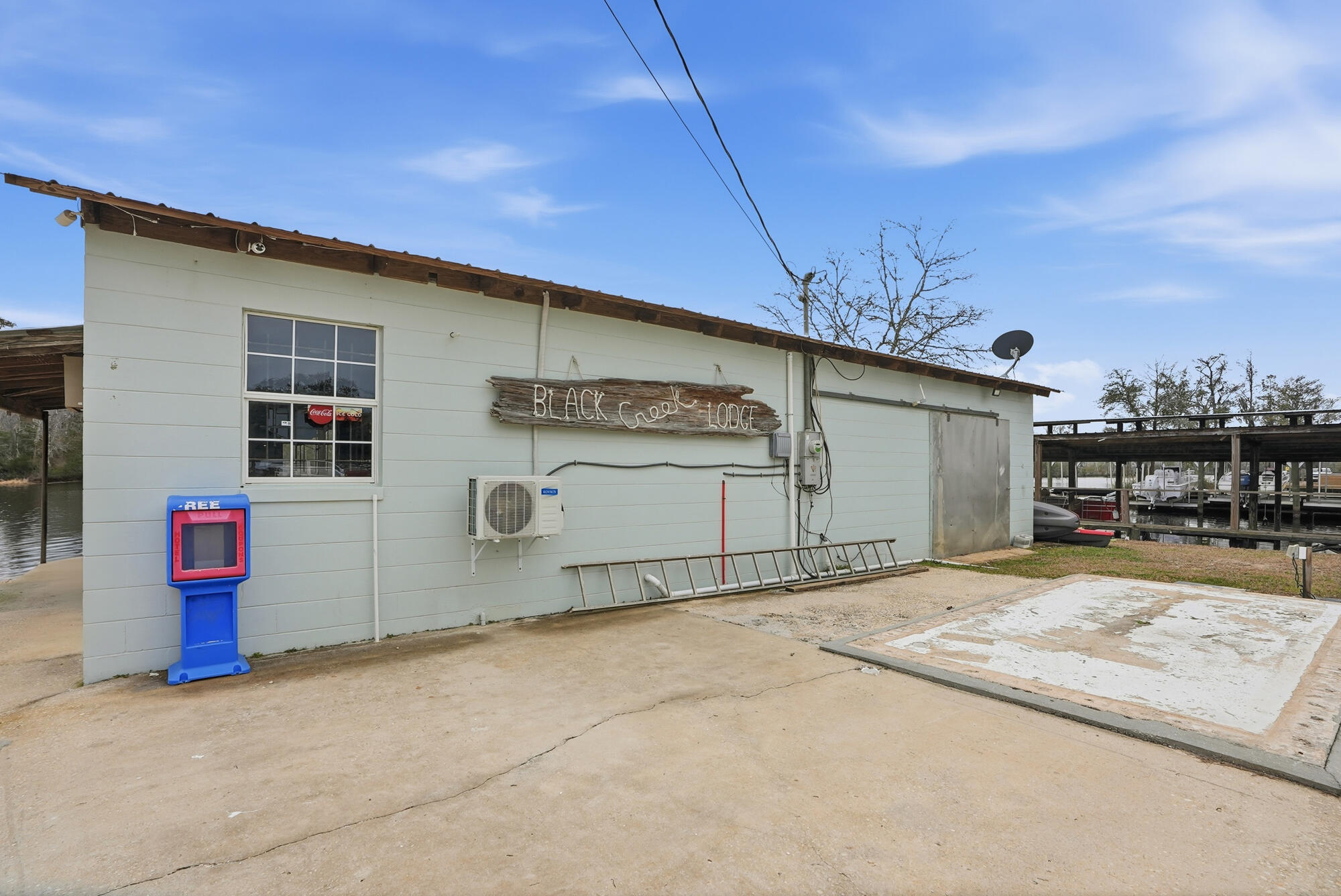 BLACK CREEK ESTATES - Residential