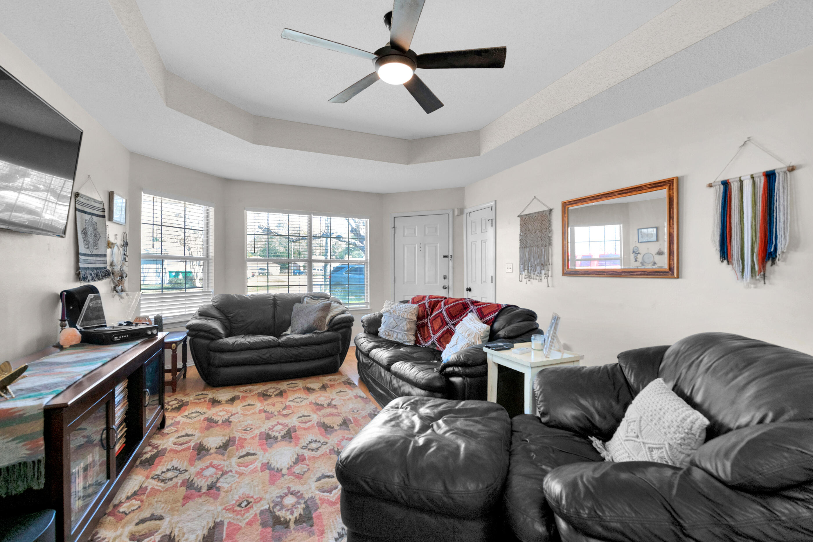 Southern Oaks Court - Residential