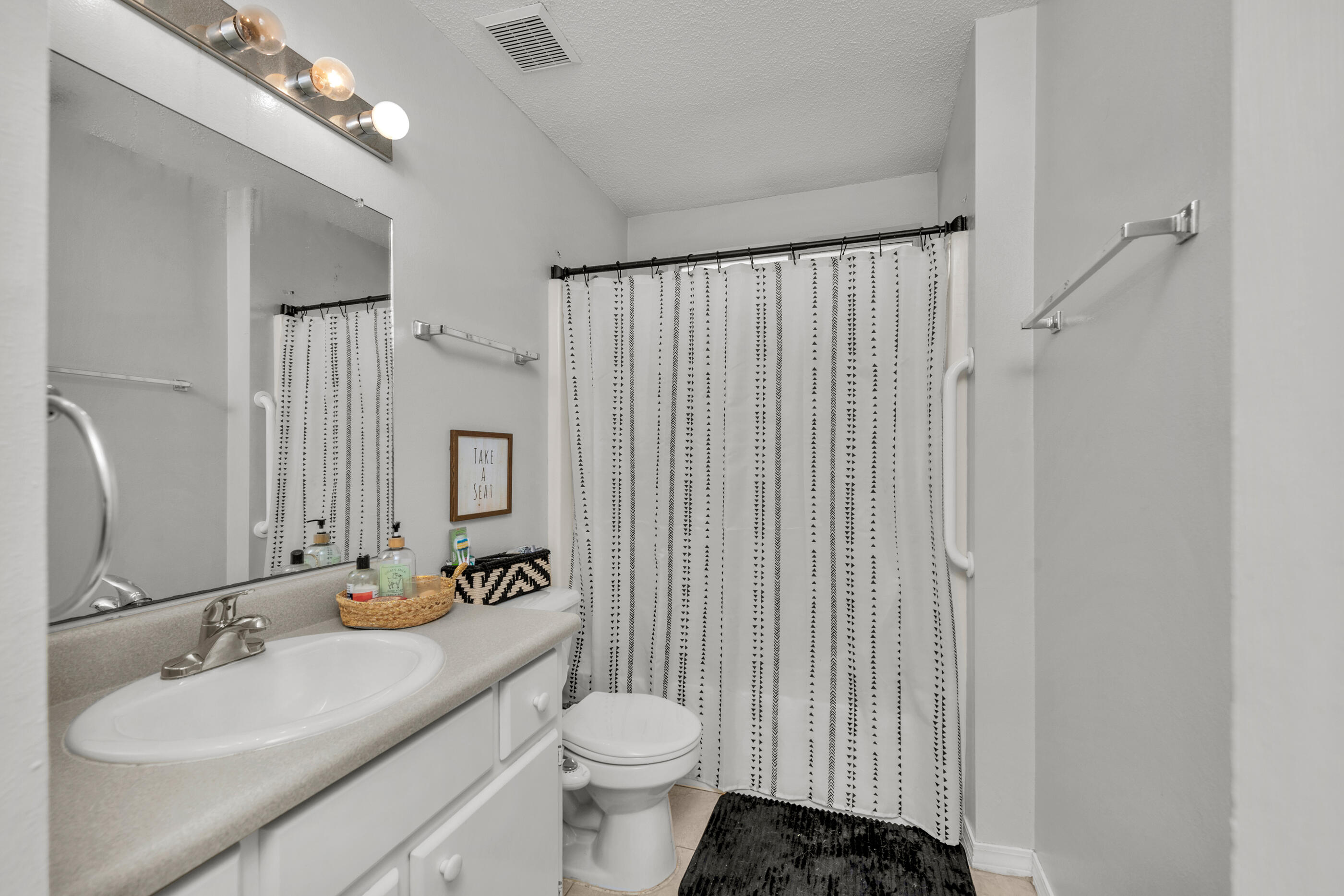 Southern Oaks Court - Residential