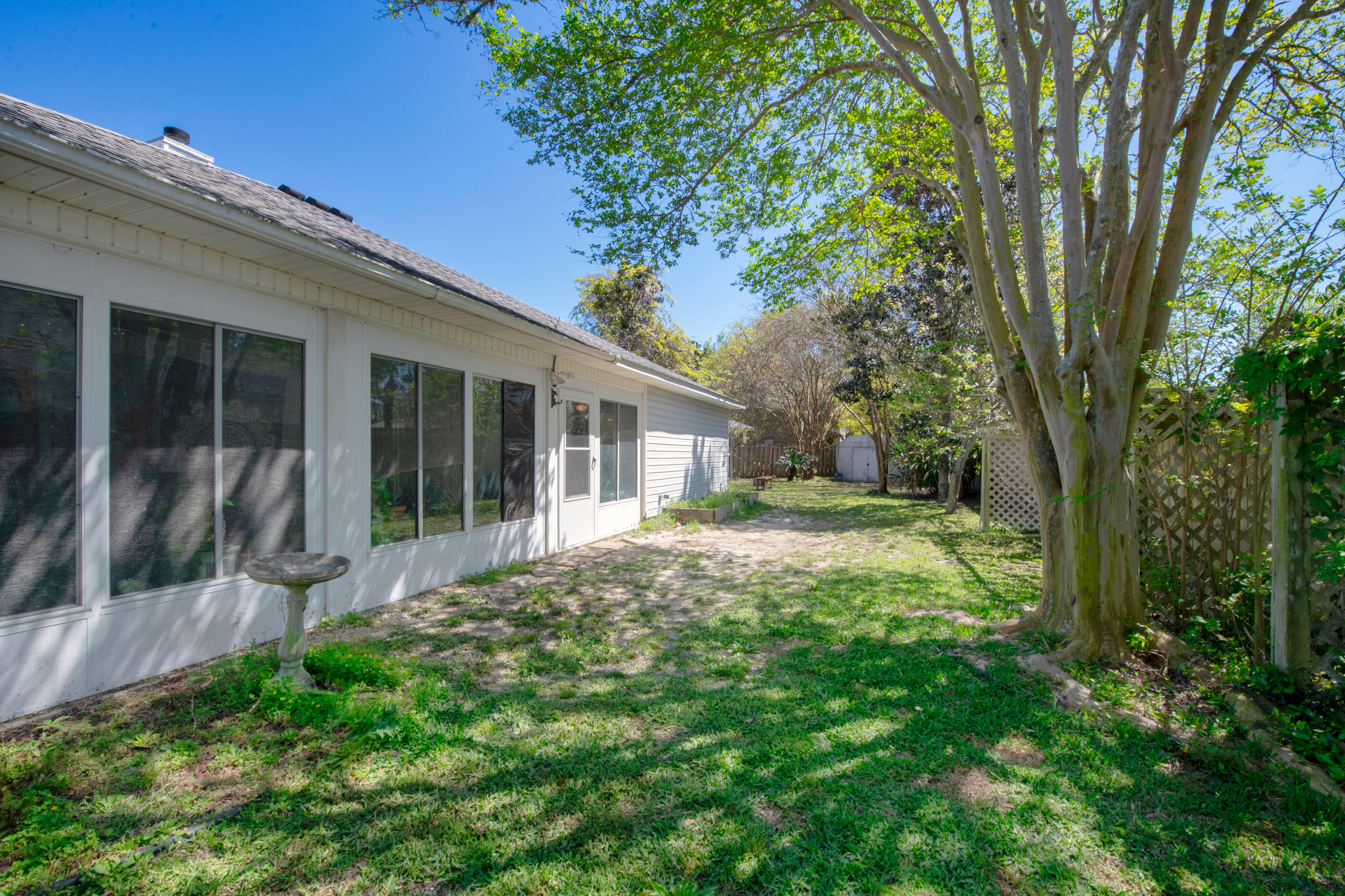 Southern Oaks Court - Residential