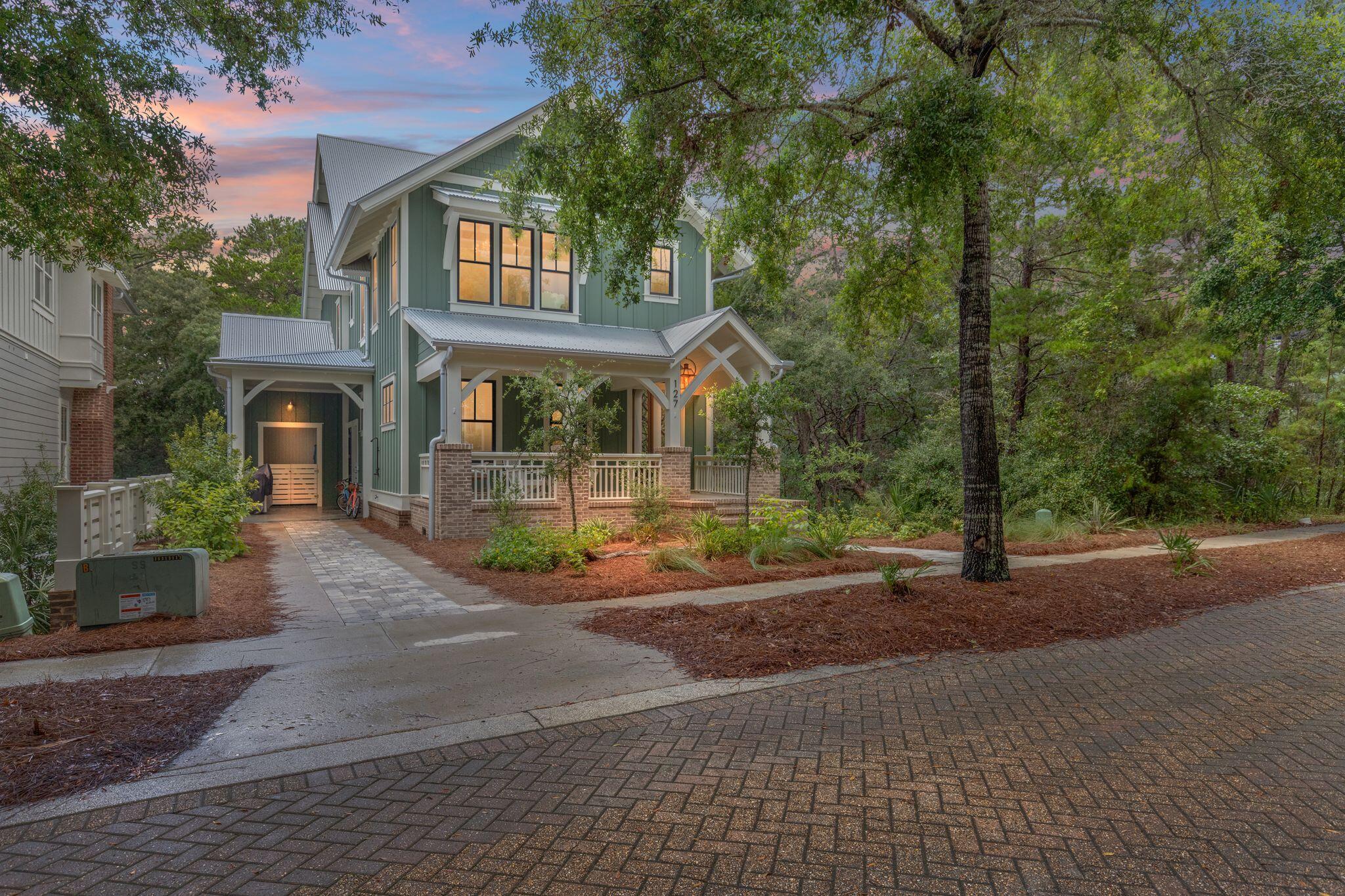 FOREST LAKES - Residential