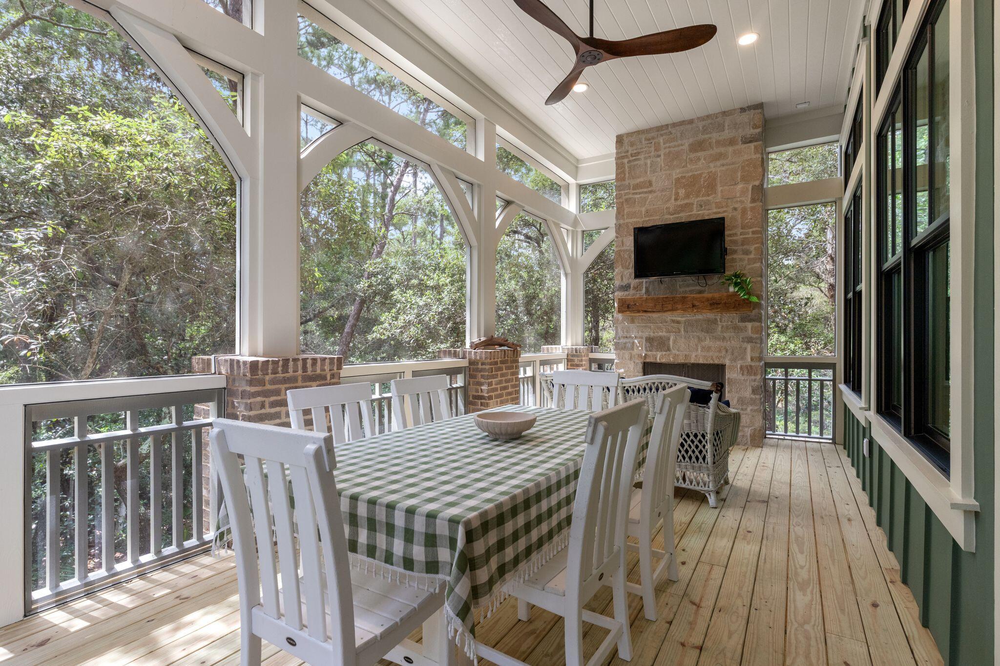 FOREST LAKES - Residential