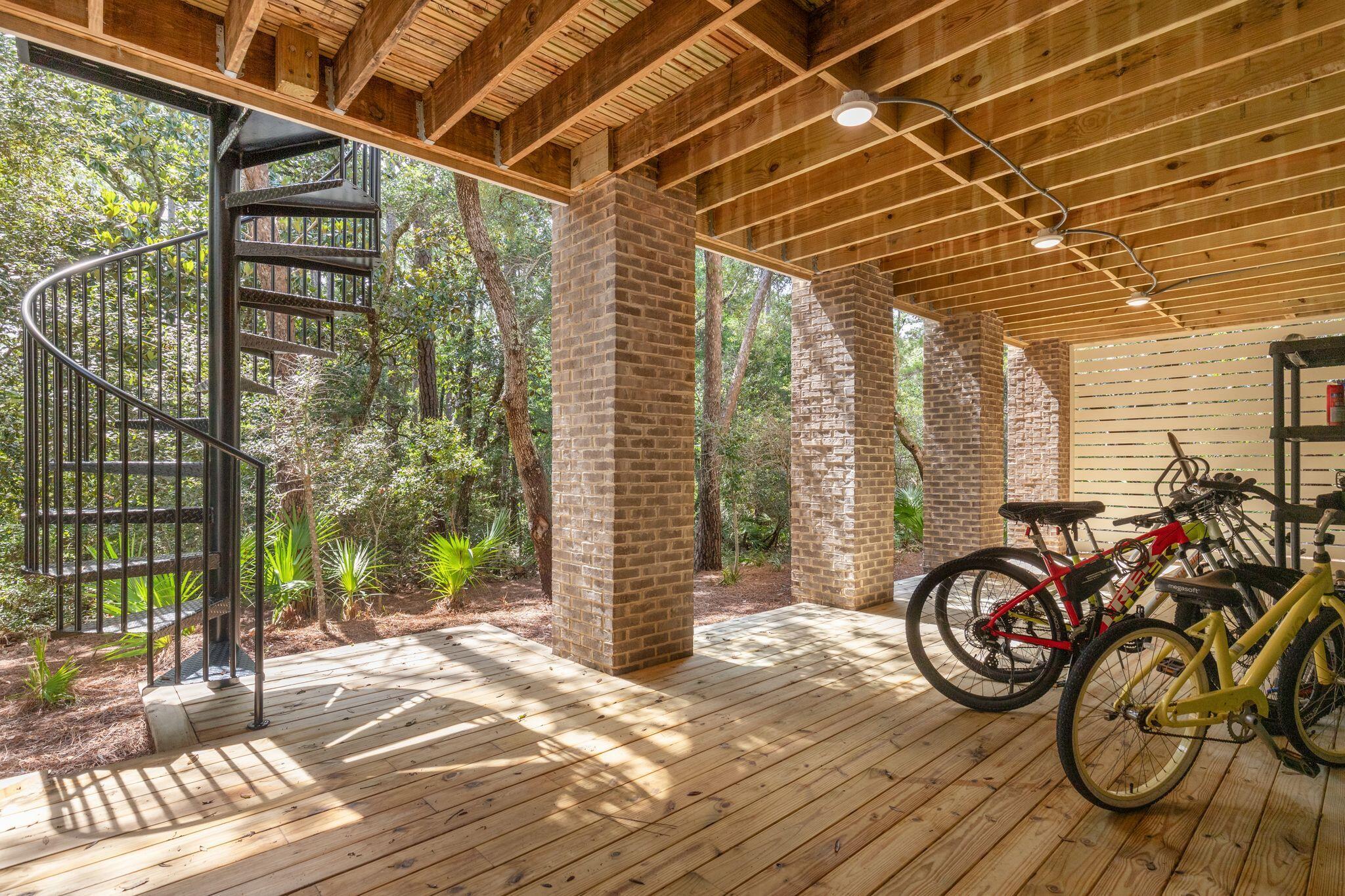 FOREST LAKES - Residential