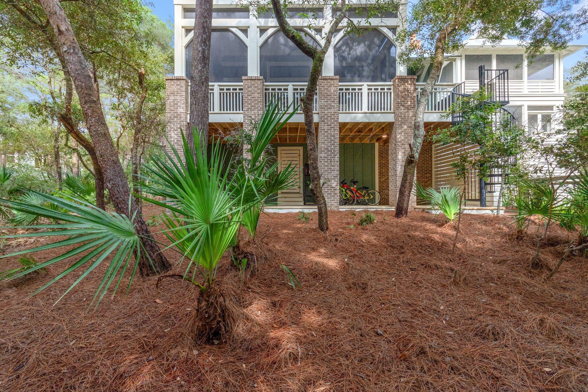 FOREST LAKES - Residential