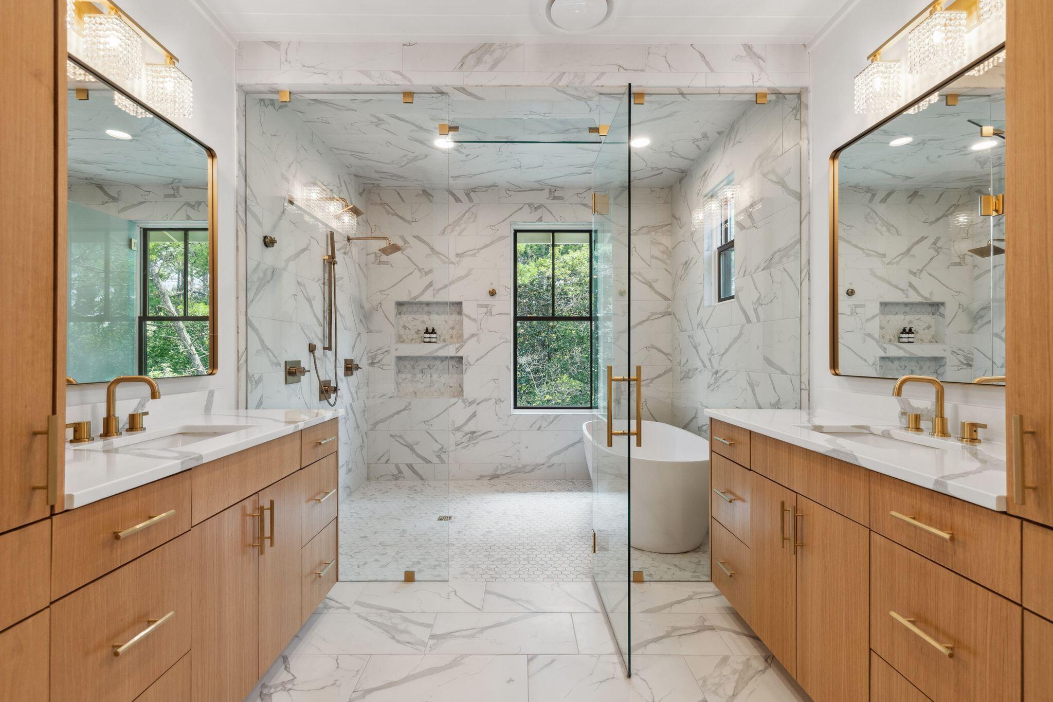 FOREST LAKES - Residential