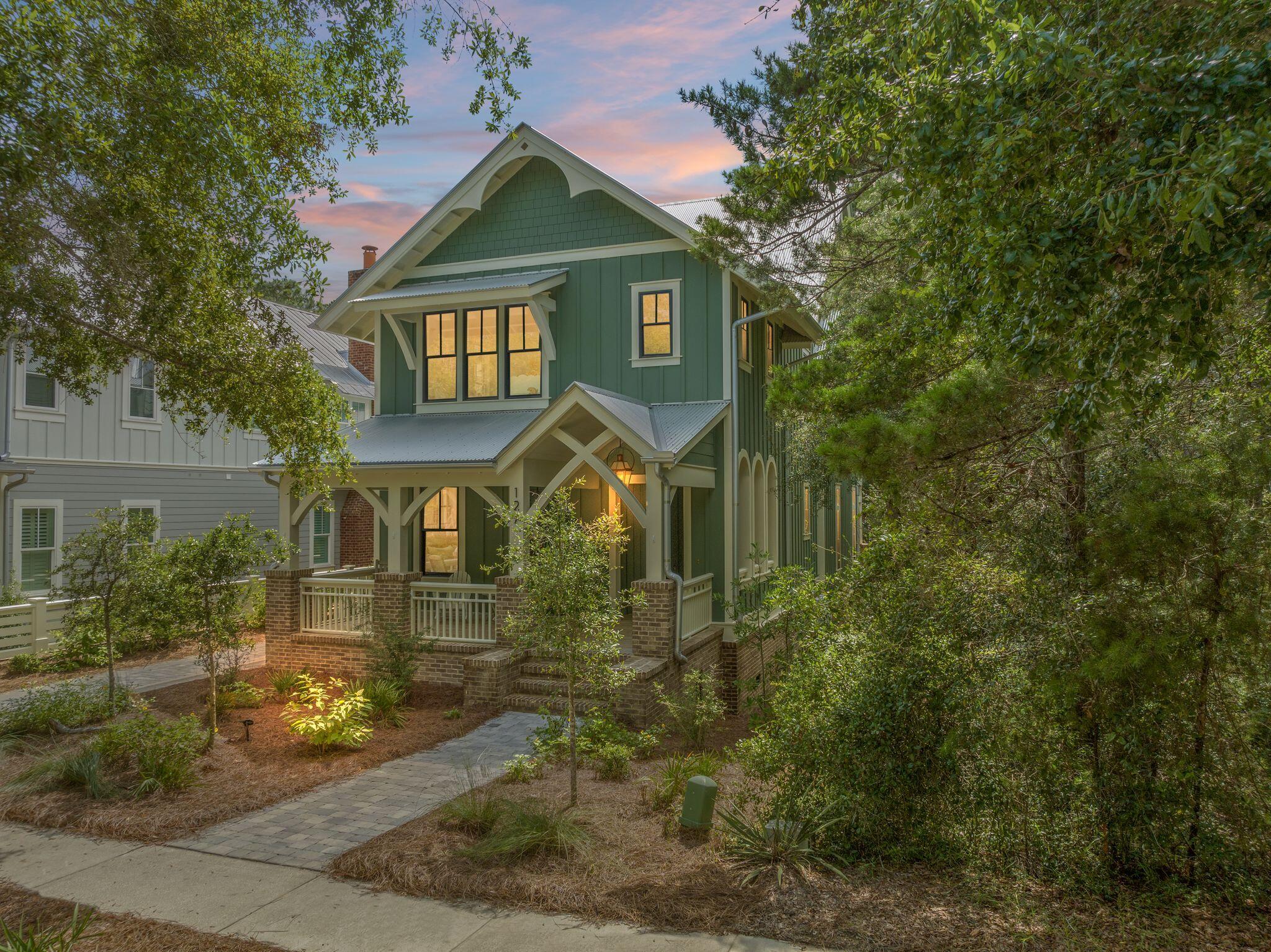 FOREST LAKES - Residential