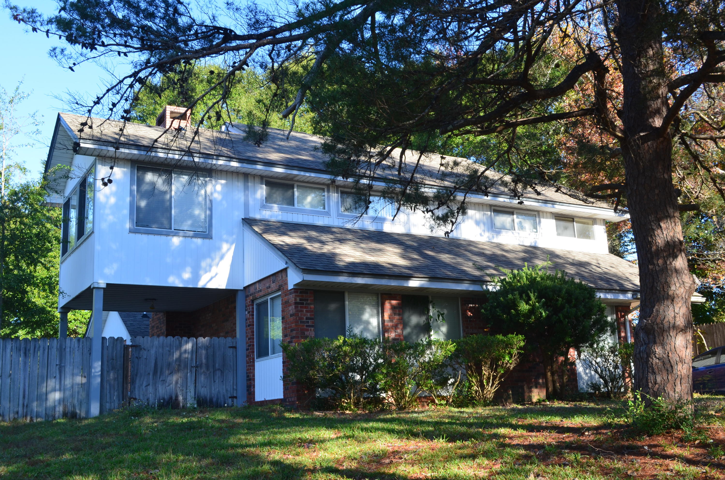 EDGEWATER VILLAGE NORTH - Residential