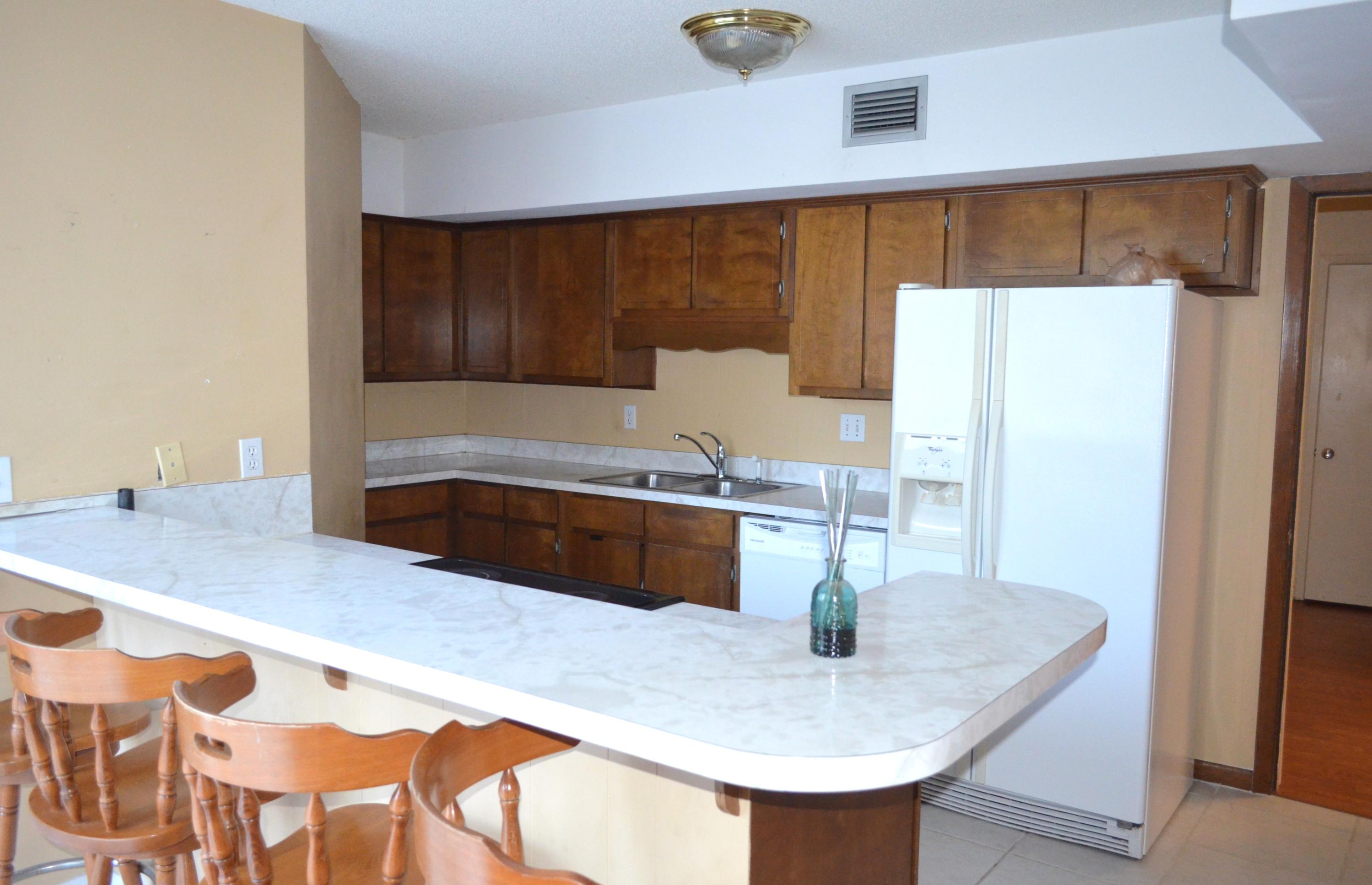 EDGEWATER VILLAGE NORTH - Residential