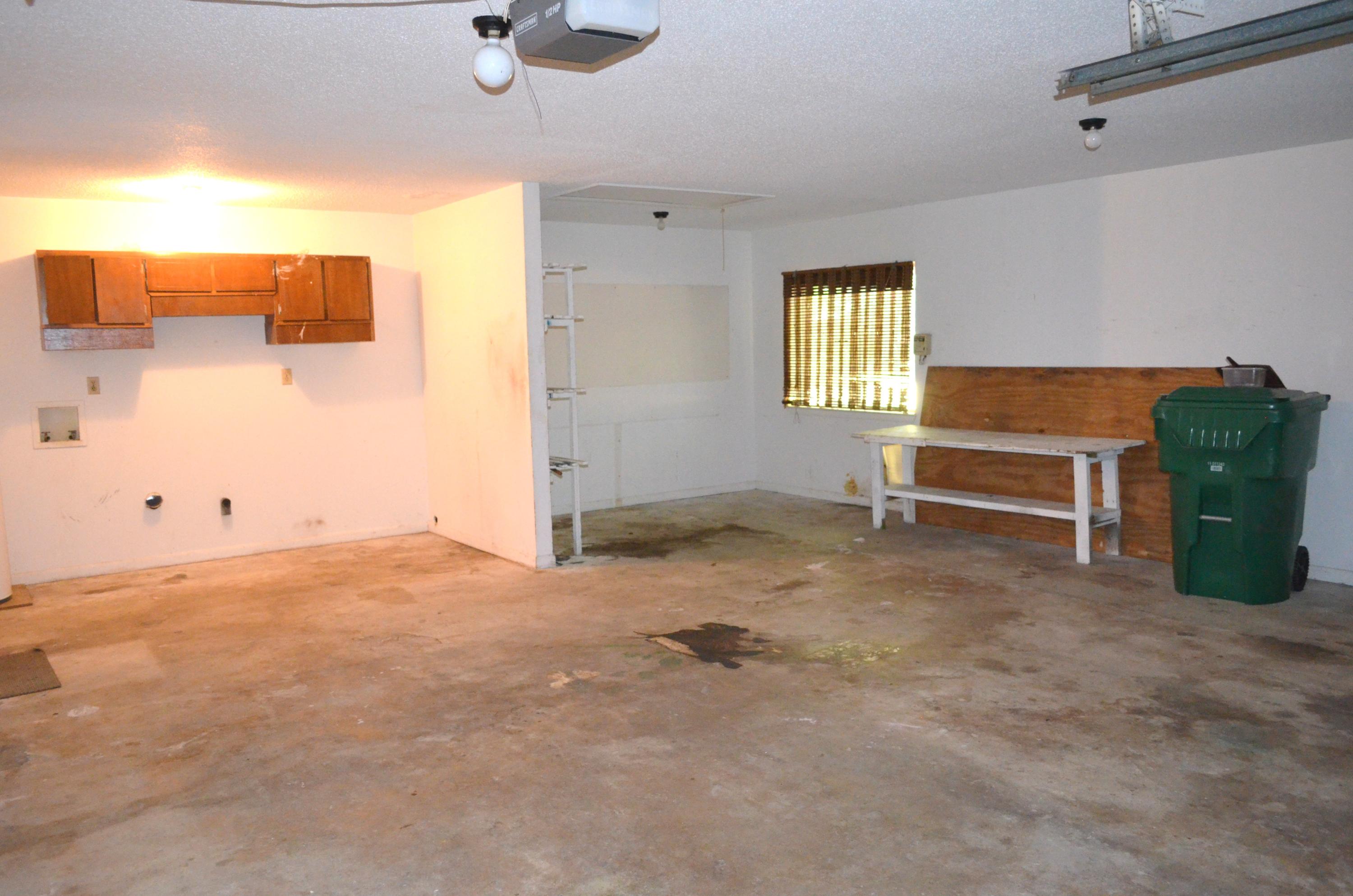 EDGEWATER VILLAGE NORTH - Residential