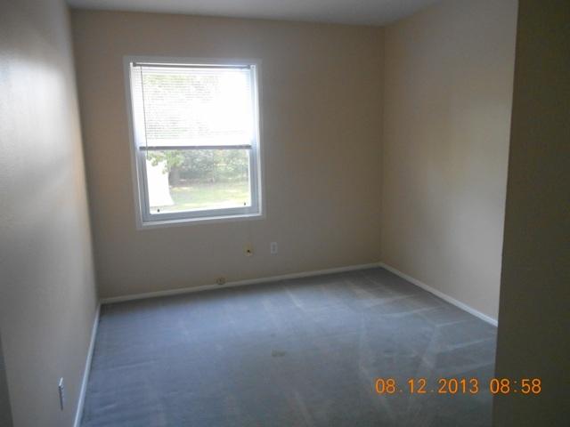 COLONY ESTATES - Residential Lease