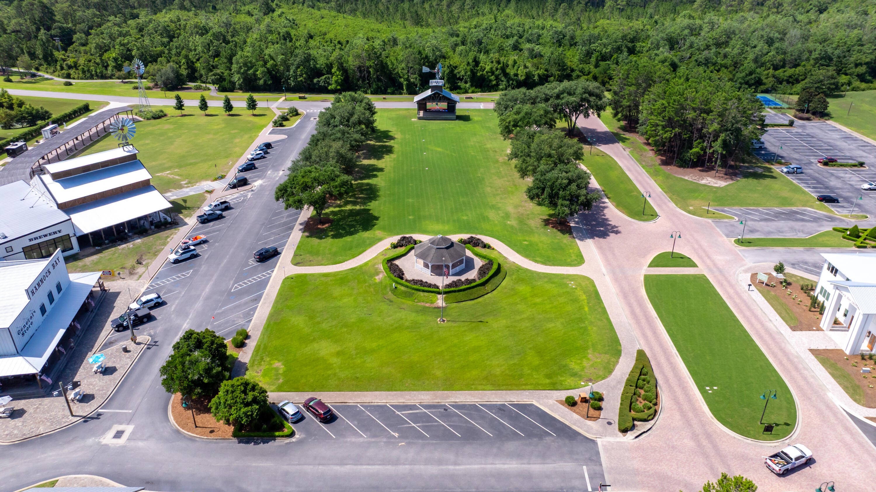 HAMMOCK BAY - Residential