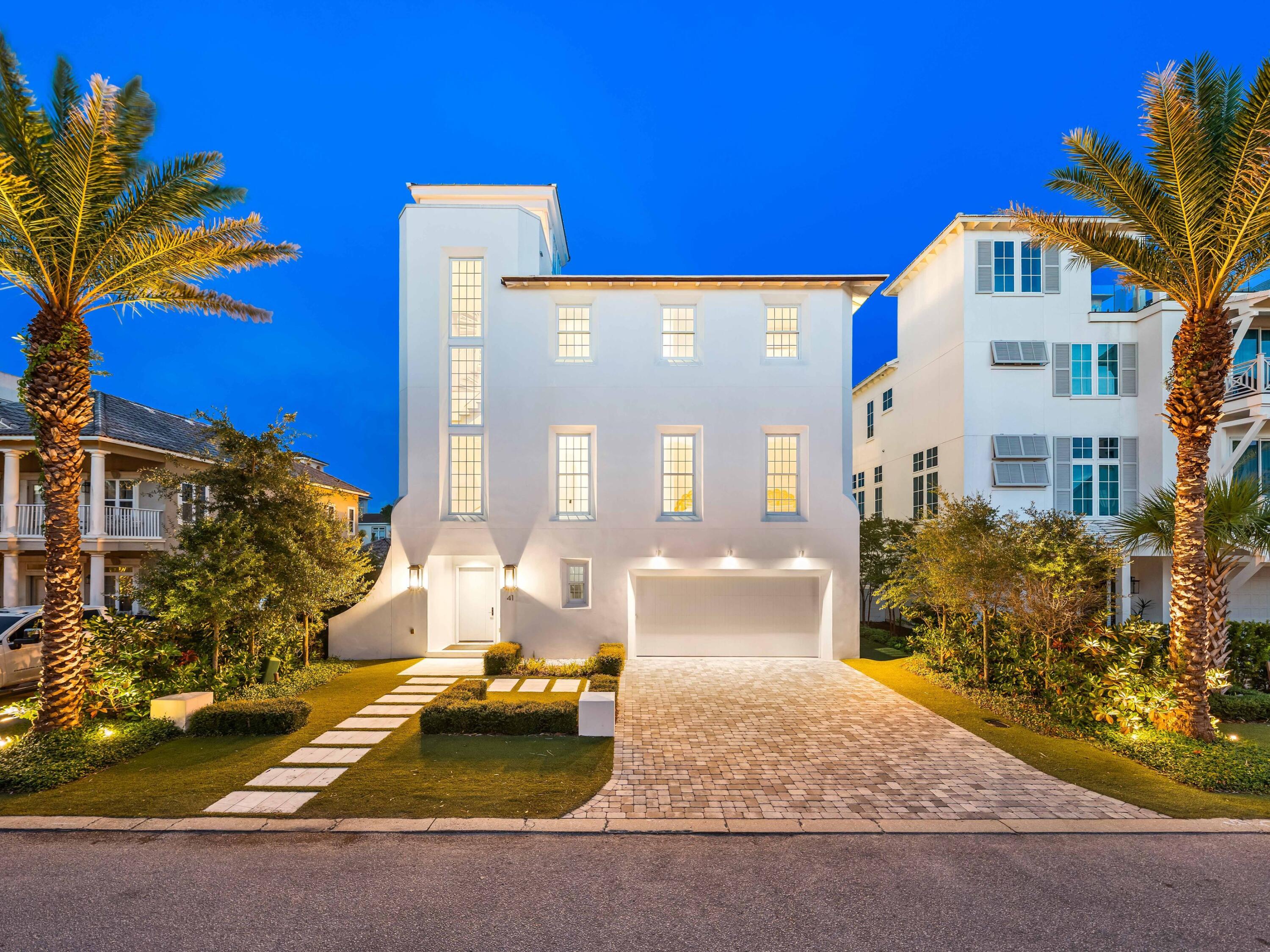 ELYSEE now SANTIMO BEACH - Residential