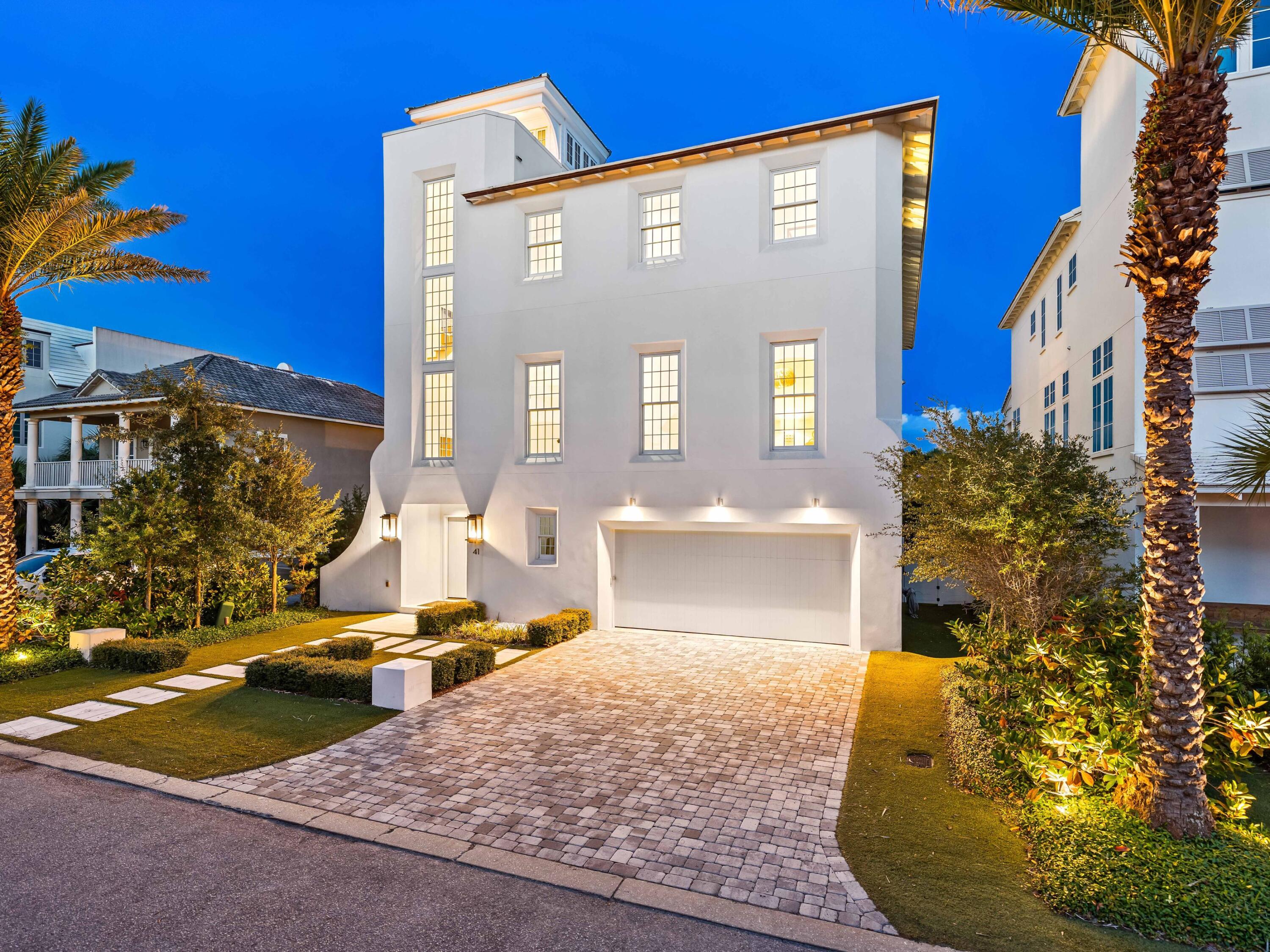 ELYSEE now SANTIMO BEACH - Residential
