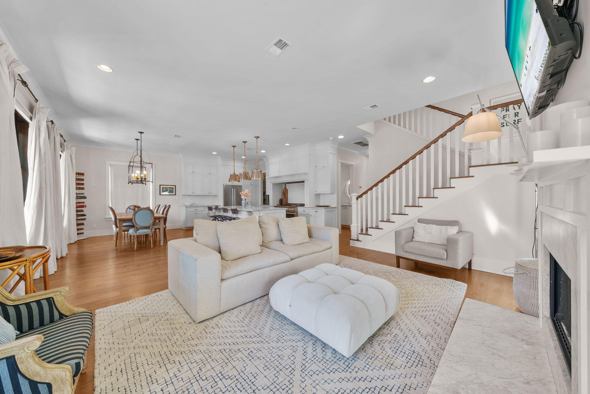 LAKESIDE AT BLUE MOUNTAIN BEACH - Residential Lease