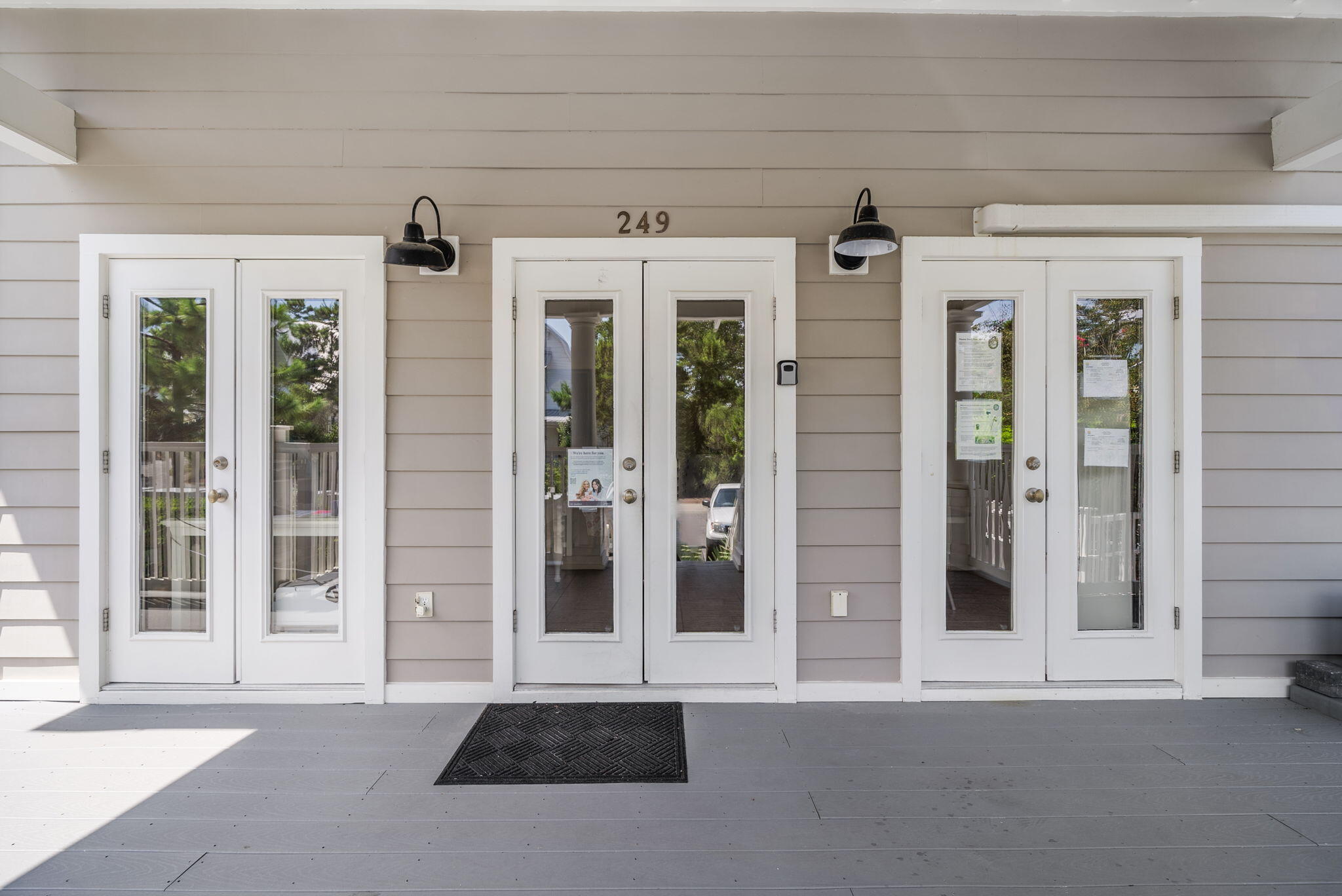 LAKESIDE AT BLUE MOUNTAIN BEACH - Residential Lease