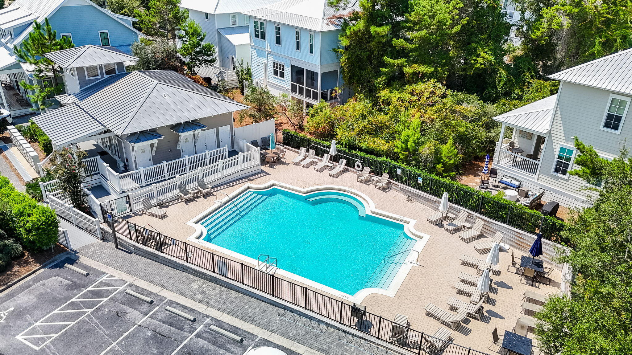 LAKESIDE AT BLUE MOUNTAIN BEACH - Residential Lease