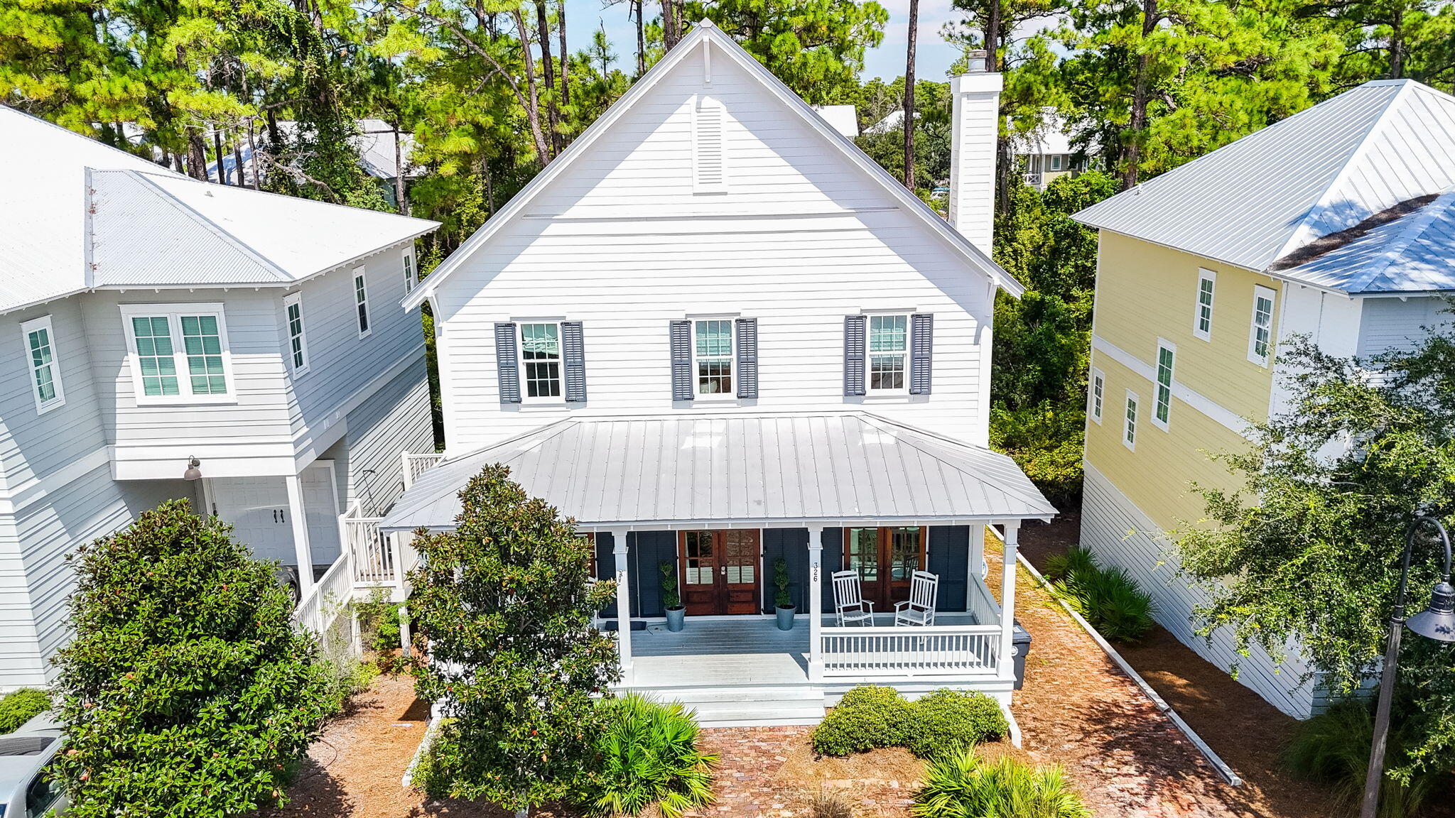 LAKESIDE AT BLUE MOUNTAIN BEACH - Residential Lease