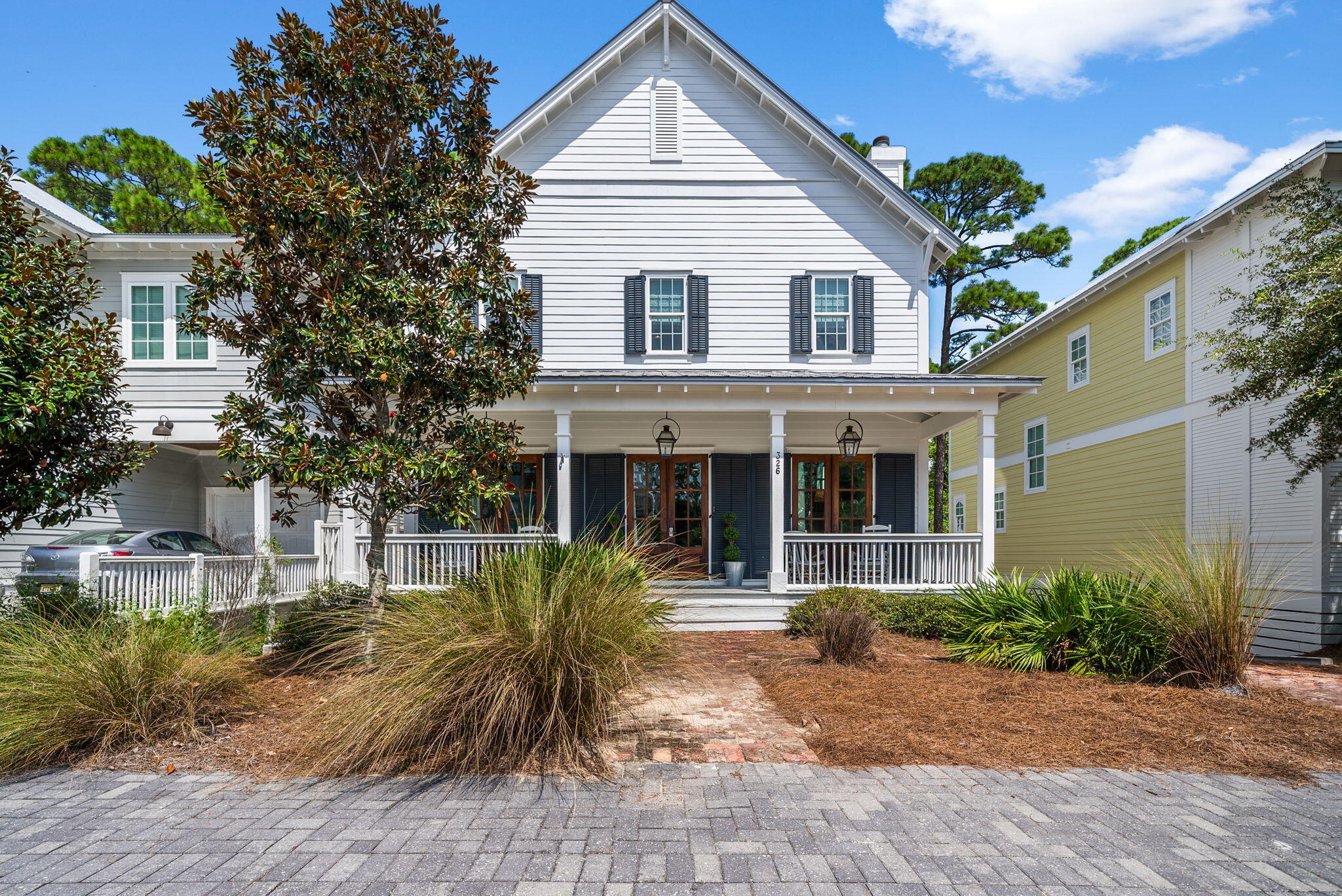 LAKESIDE AT BLUE MOUNTAIN BEACH - Residential Lease