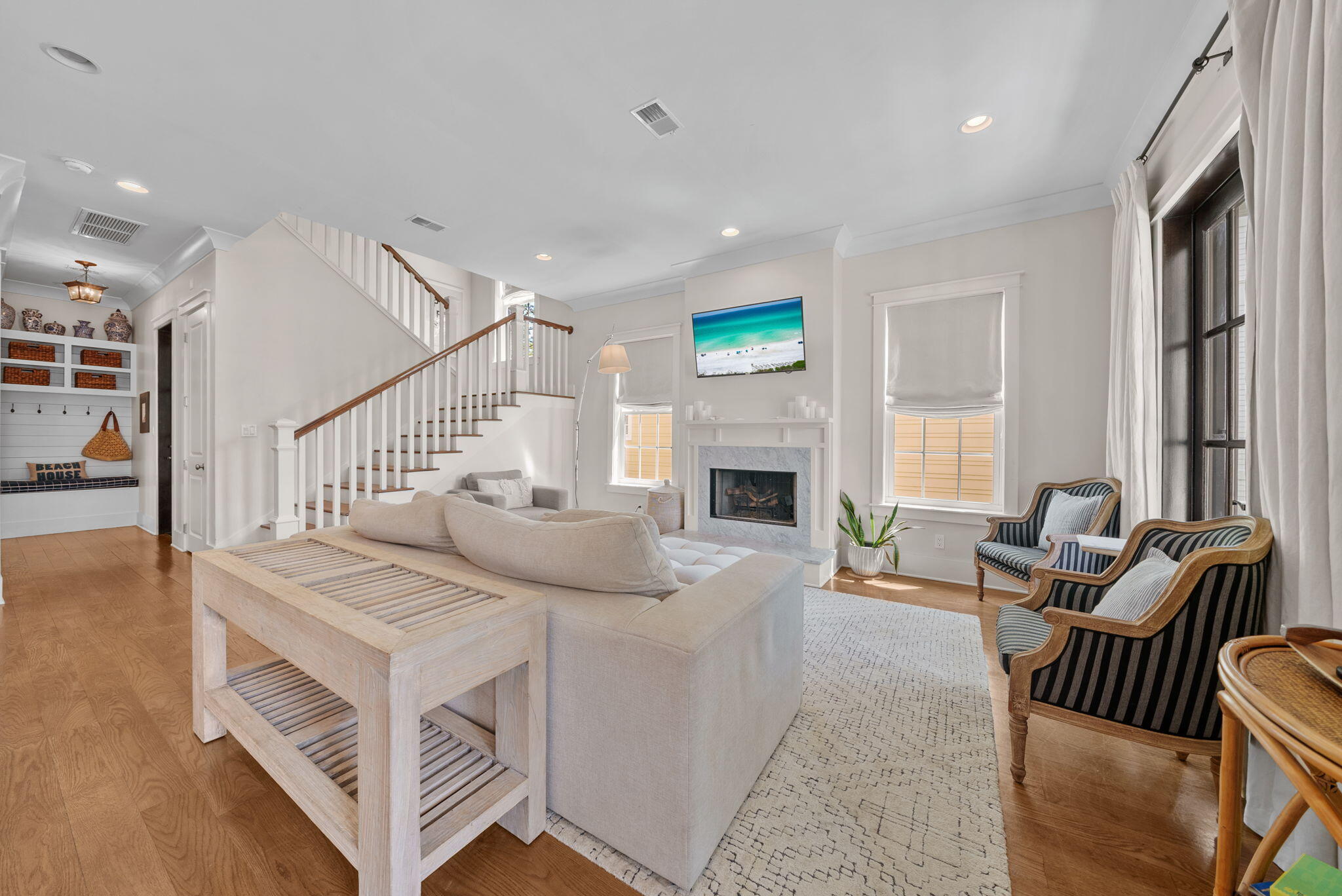 LAKESIDE AT BLUE MOUNTAIN BEACH - Residential Lease