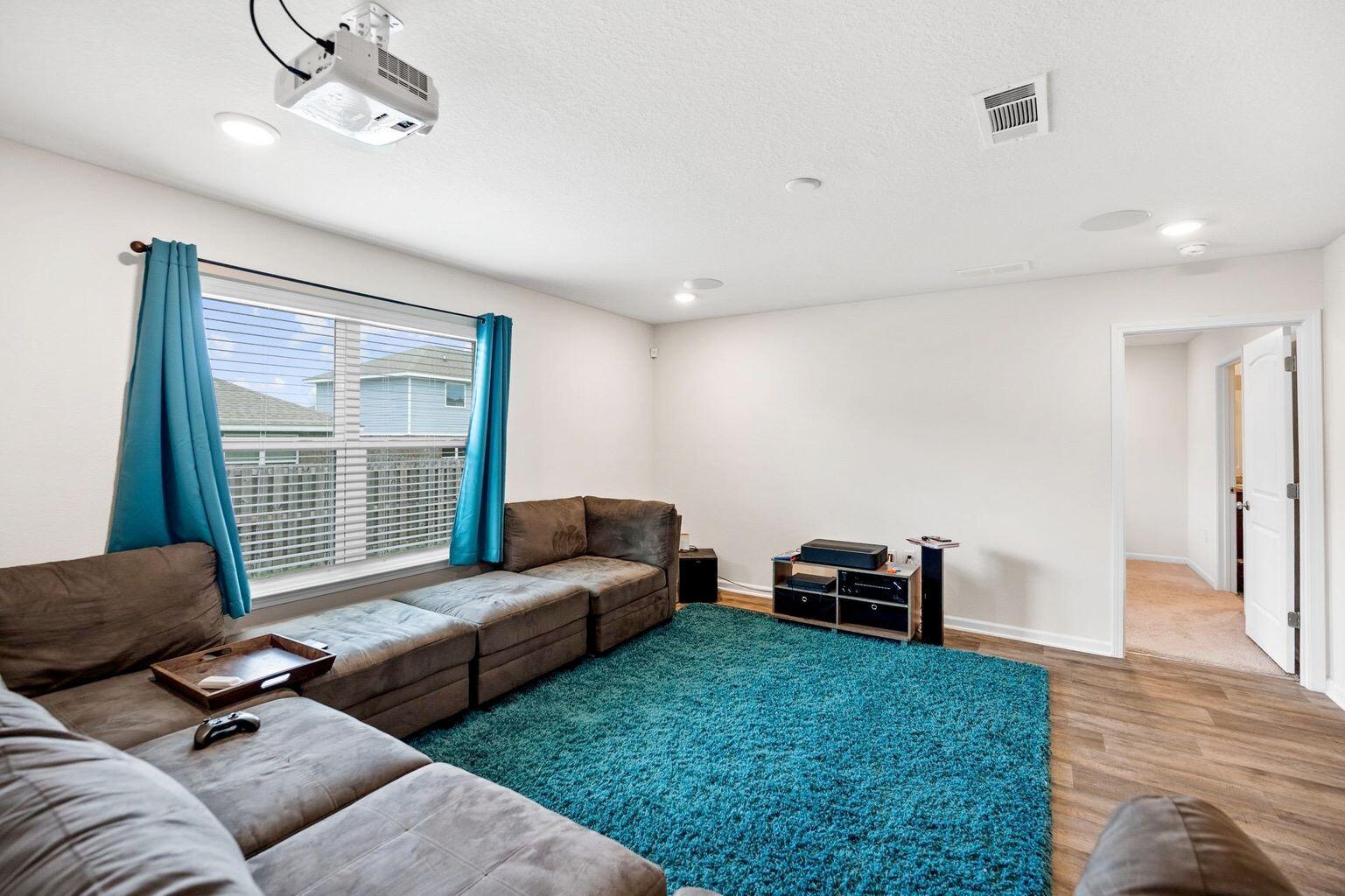 Redstone Commons - Residential Lease