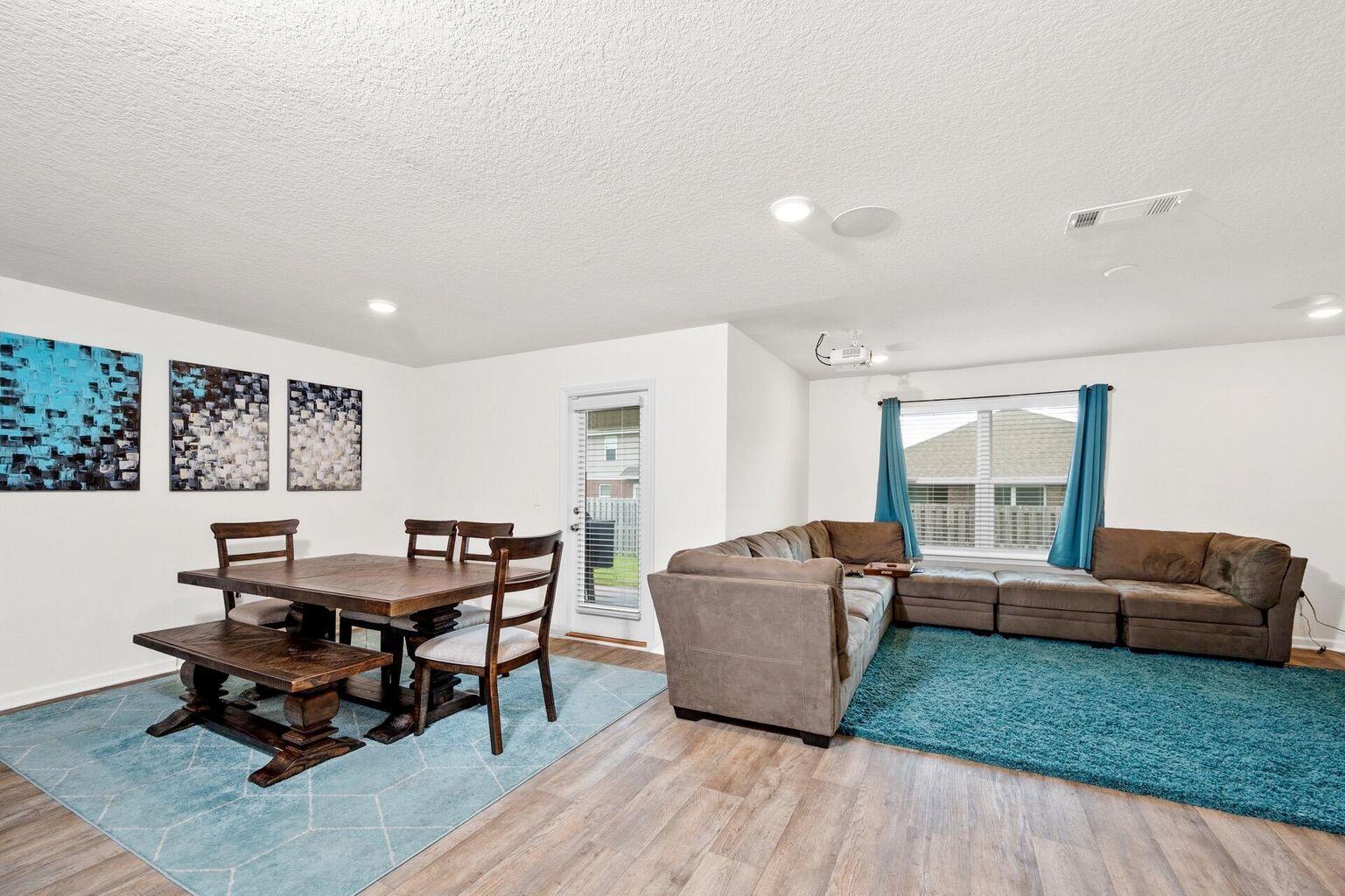 Redstone Commons - Residential Lease